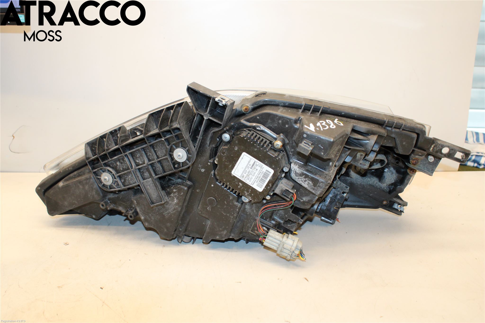 Nissan LEAF 11-17 Frontlykt Venstre