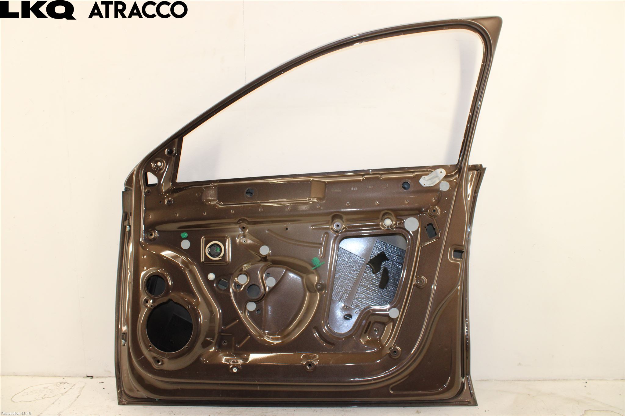 Volkswagen VW JETTA V 06-10 Dør 4D Foran Høyre