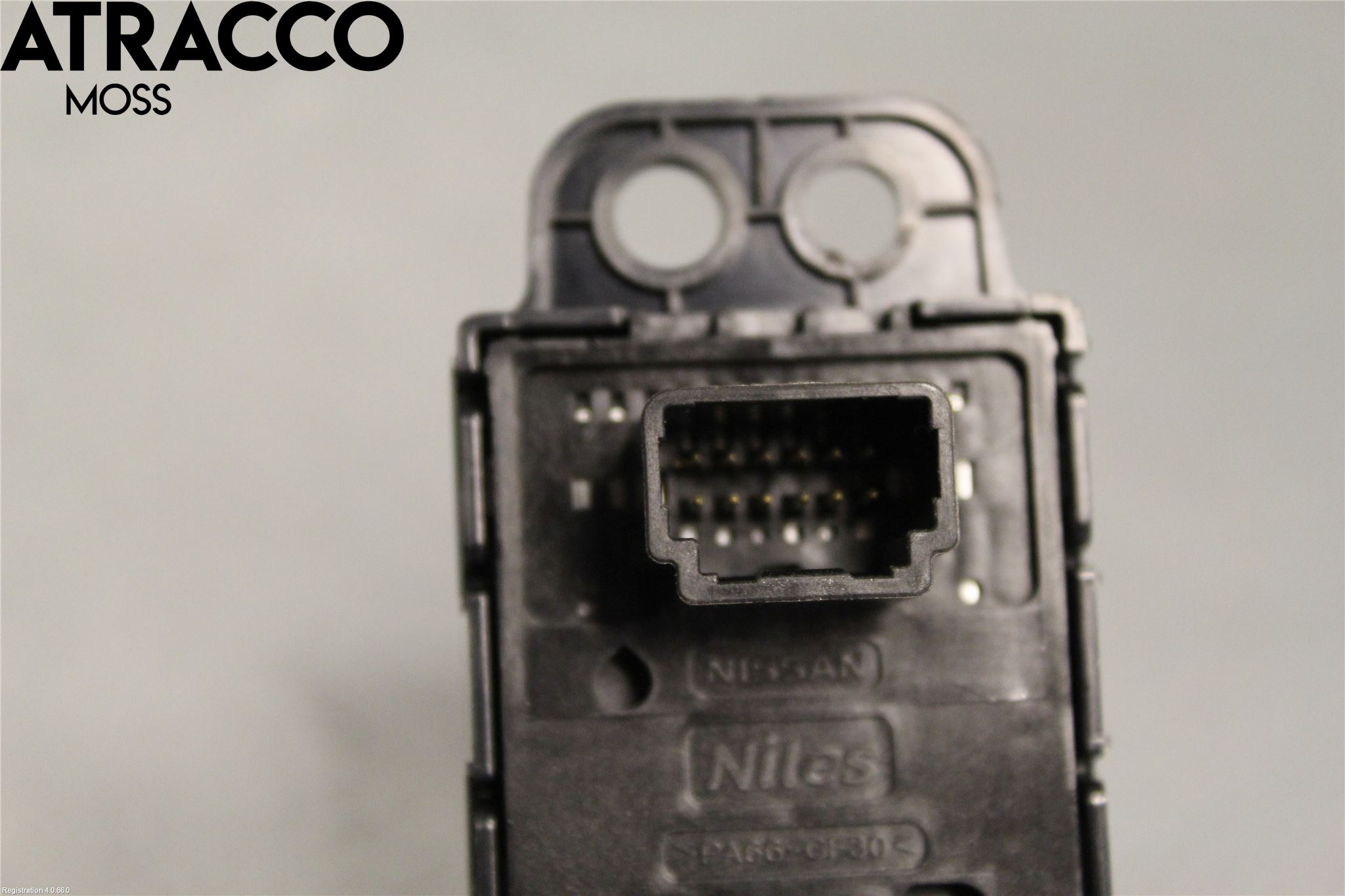 Nissan LEAF 18- Bryter Parkeringsbrems