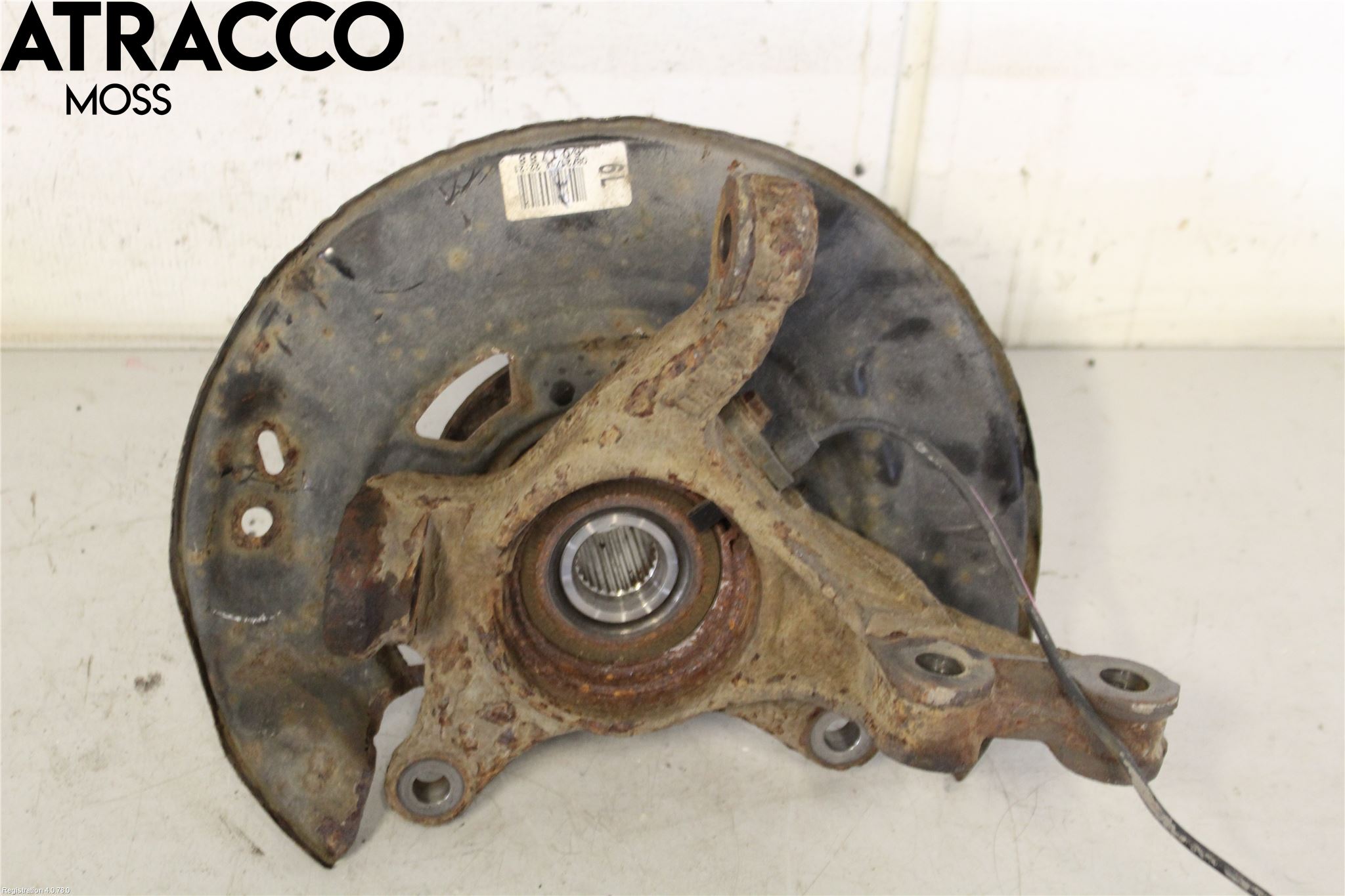 Toyota YARIS XP130 12-14 Spindel Vf