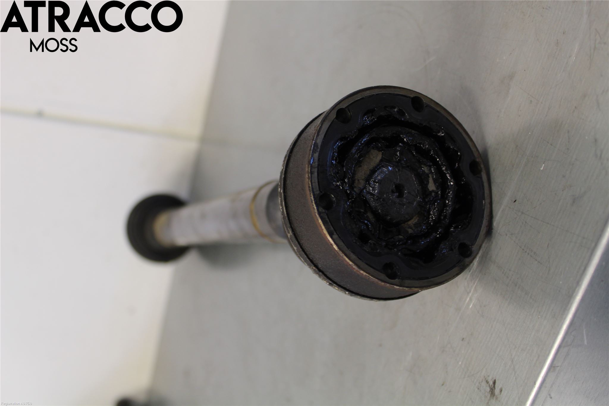 Volkswagen VW GOLF VI 09-13 Drivaksel Foran Kompl Høyre