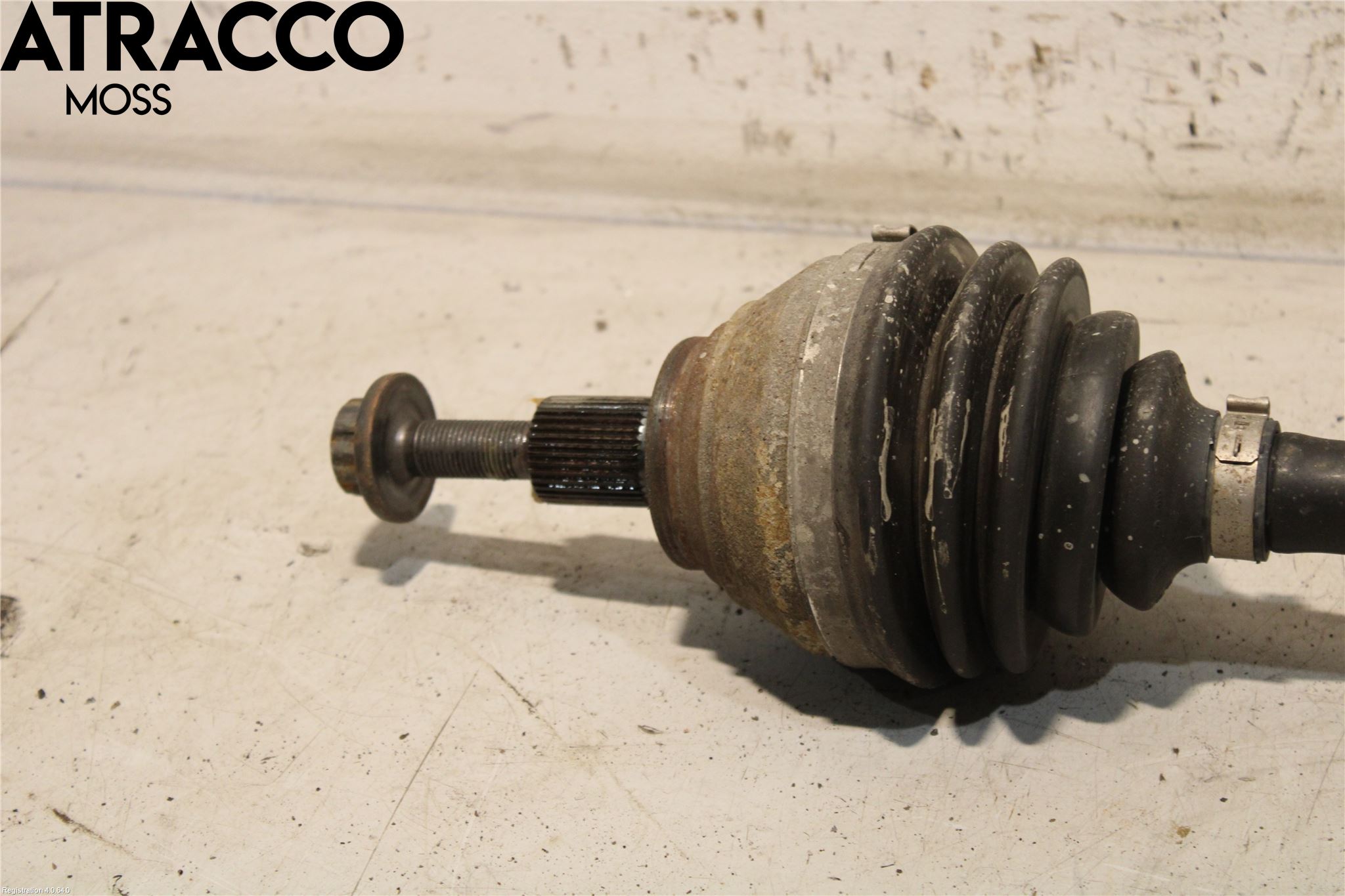 Volkswagen VW CADDY 16-20 Drivaksel Foran Kompl Høyre