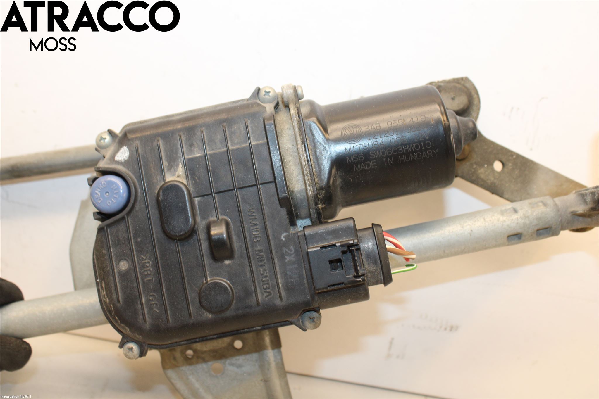 Volkswagen VW PASSAT 11-14 Viskermotor Frontrute