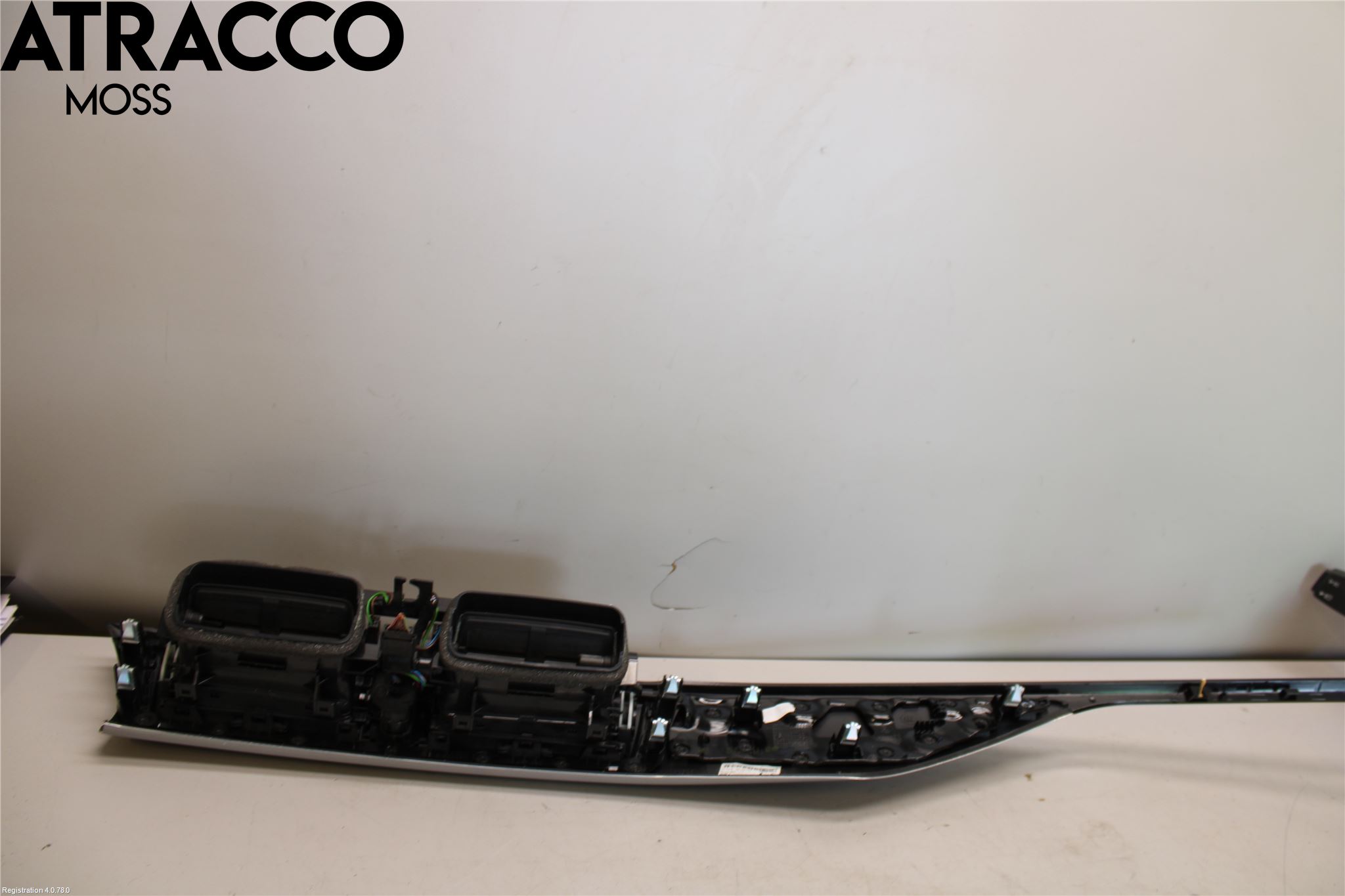 BMW 4 F32/F33/F82/F83 13-20 Dashbord Kanal - Dyse