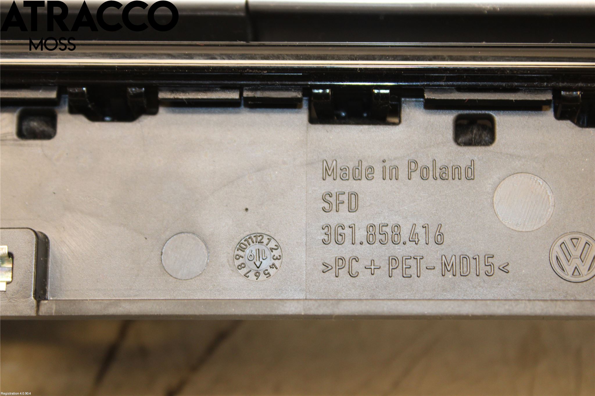 Volkswagen VW PASSAT 20-24 Innr Dekor Instrbord