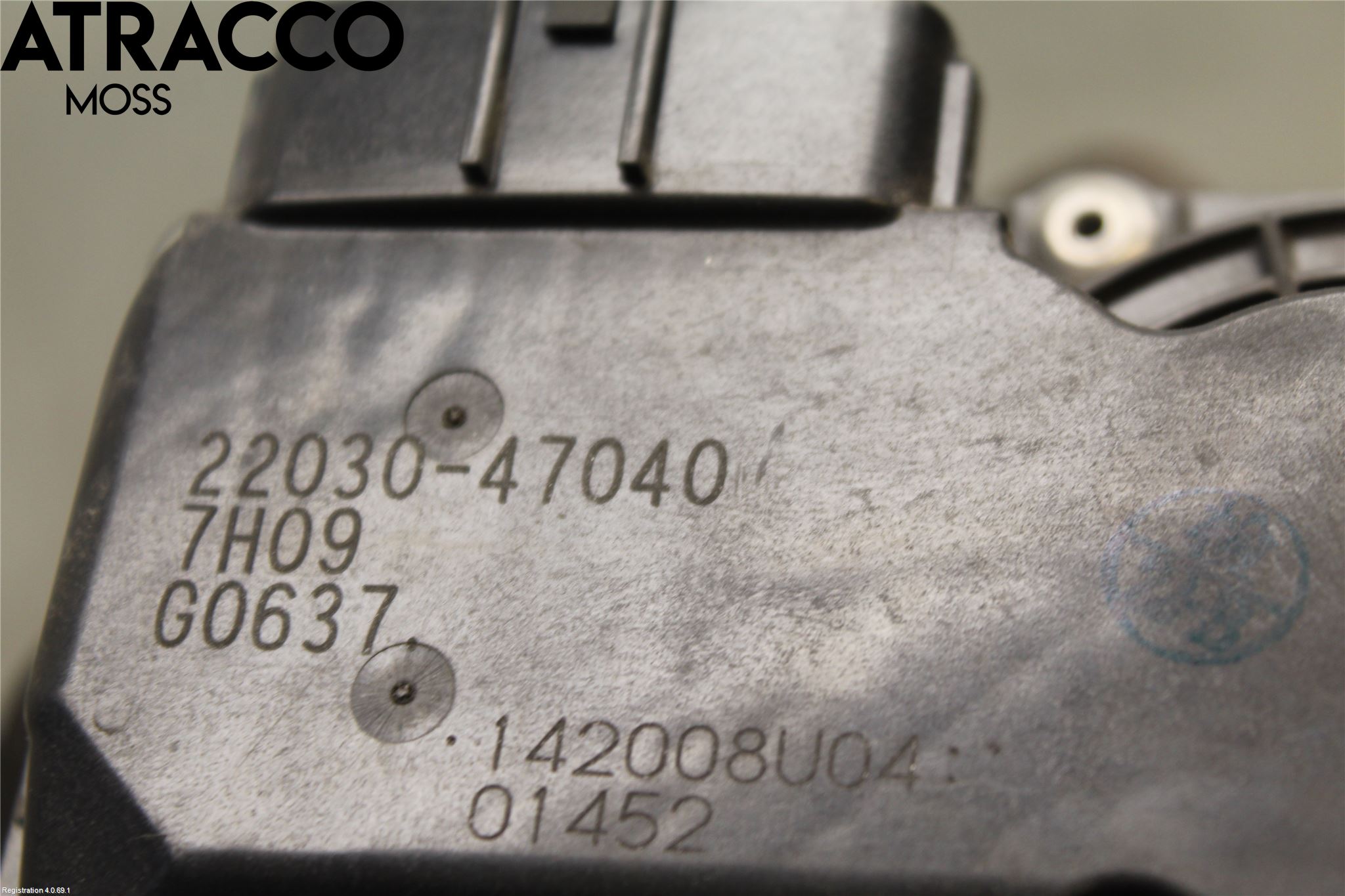 Toyota YARIS XP130 15-20 Inns Spjeldhus