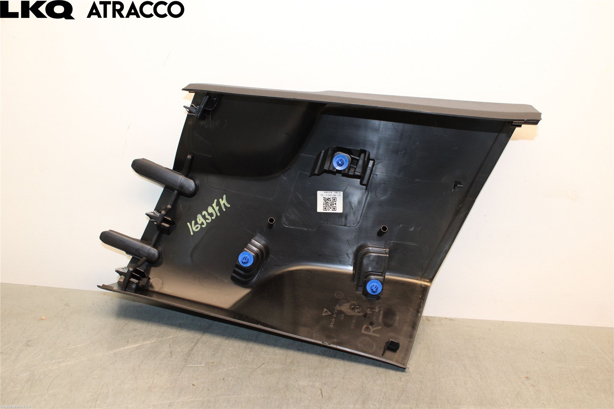 Porsche TAYCAN 20- Innr Dekor Instrbord