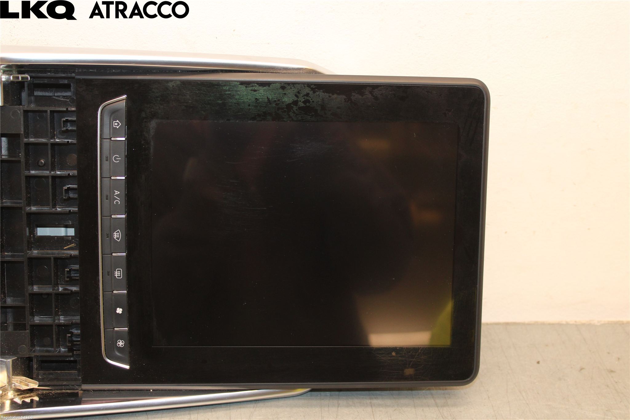 Maxus EUNIQ6 SUV 21- Multifunktionsdisplay