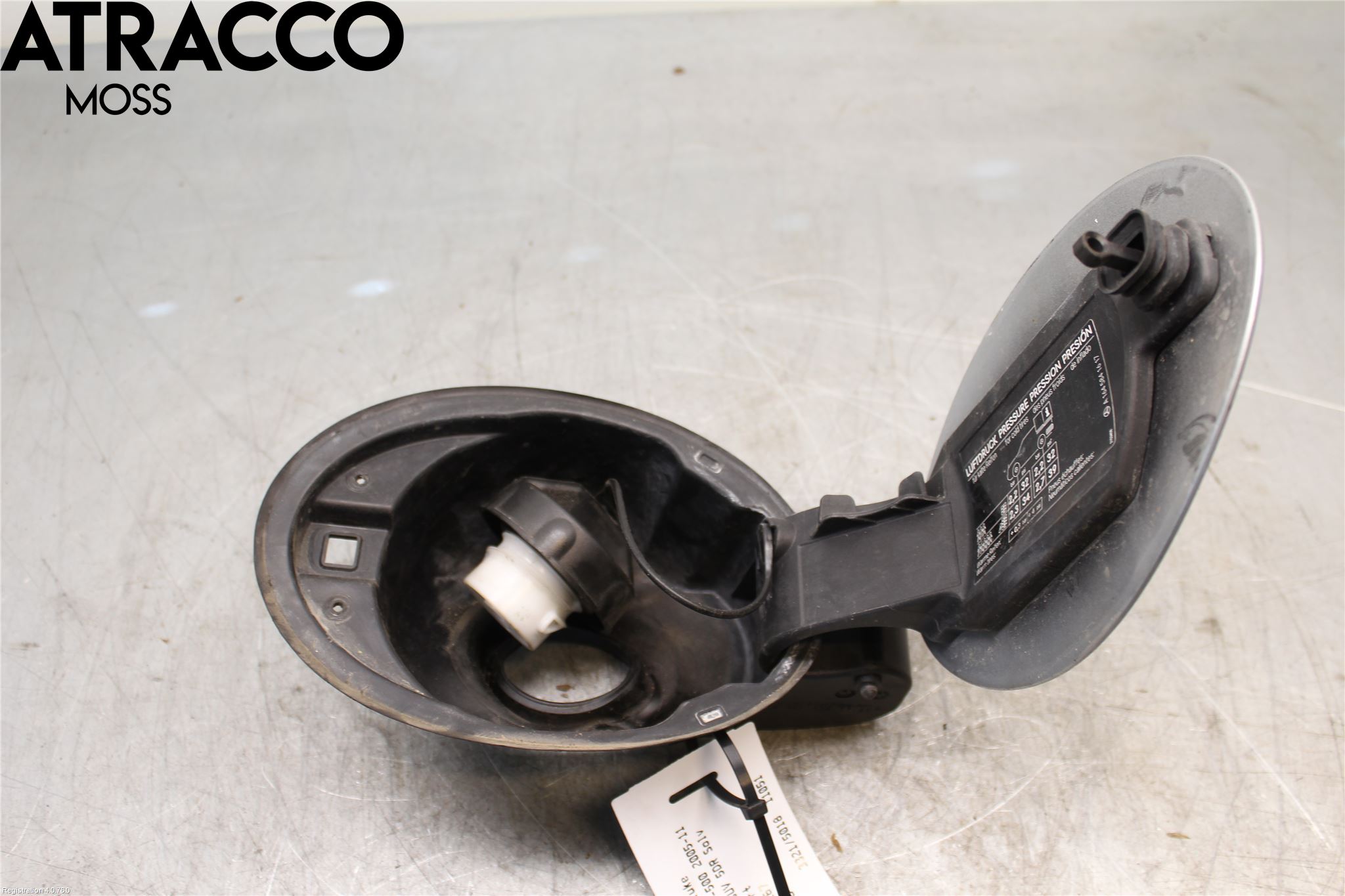 Mercedes-Benz MB ML (W164) 05-11 Drivstoff Tankluke