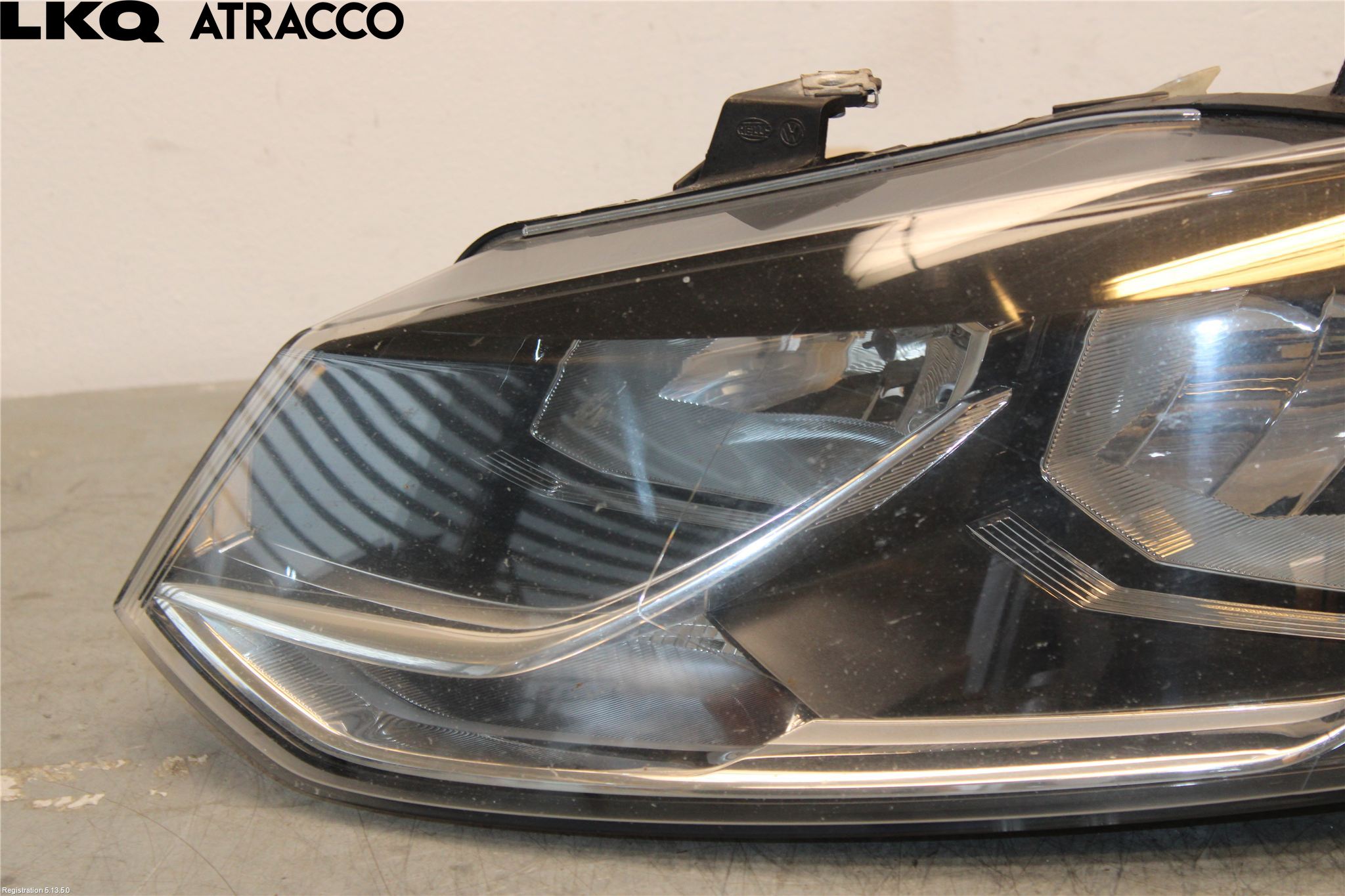 Volkswagen VW POLO 10-17 Frontlykt Venstre