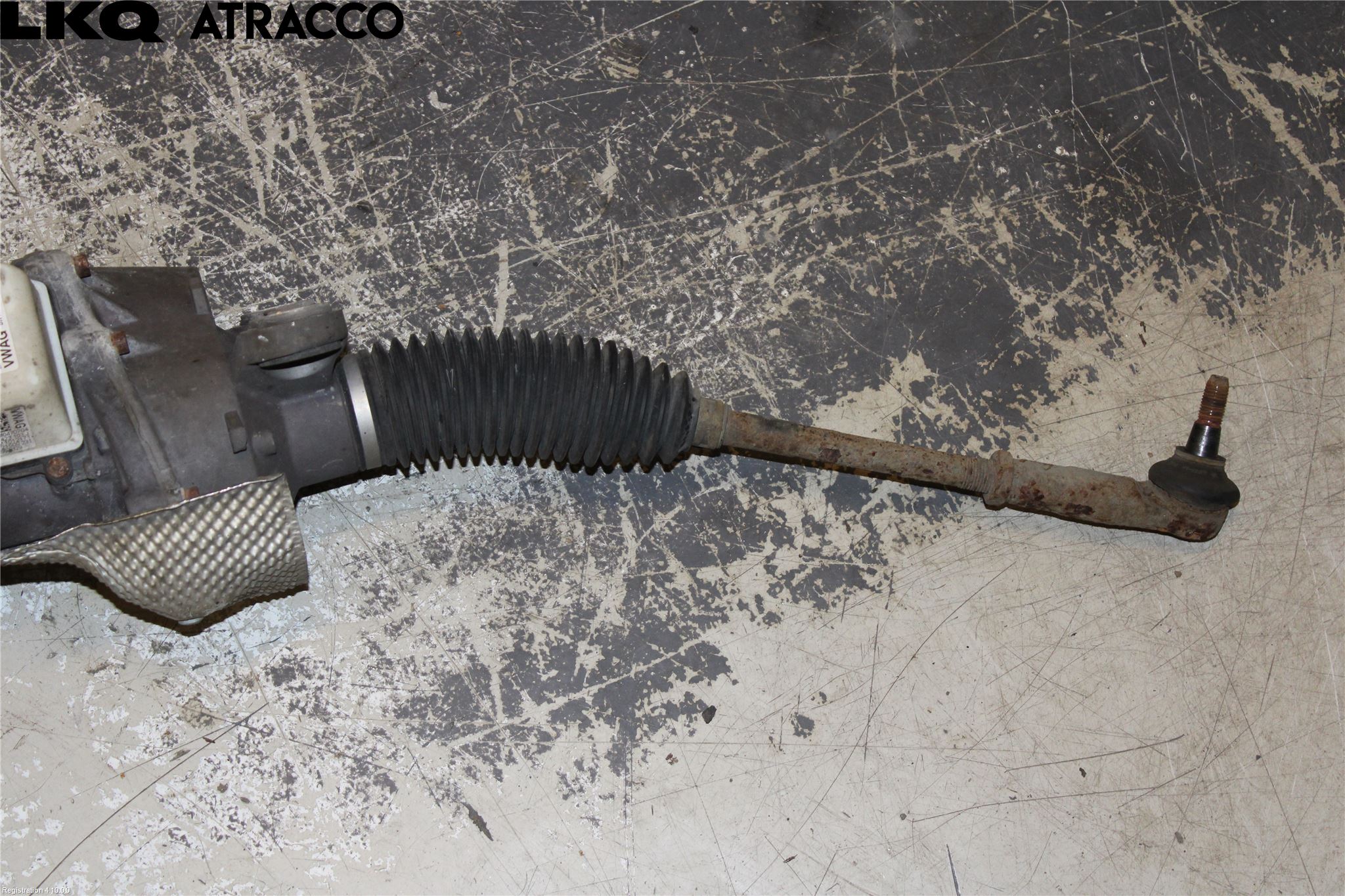 Volkswagen VW TOURAN 10-15 Snekke - Tannstang