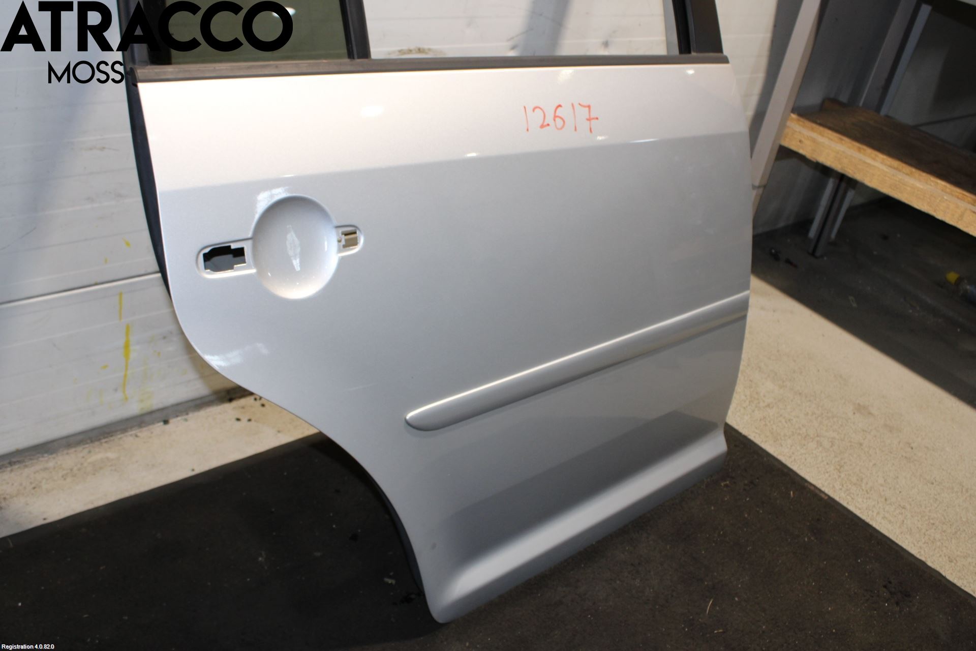 Volkswagen VW TOURAN 10-15 Dør 4D Bak Høyre