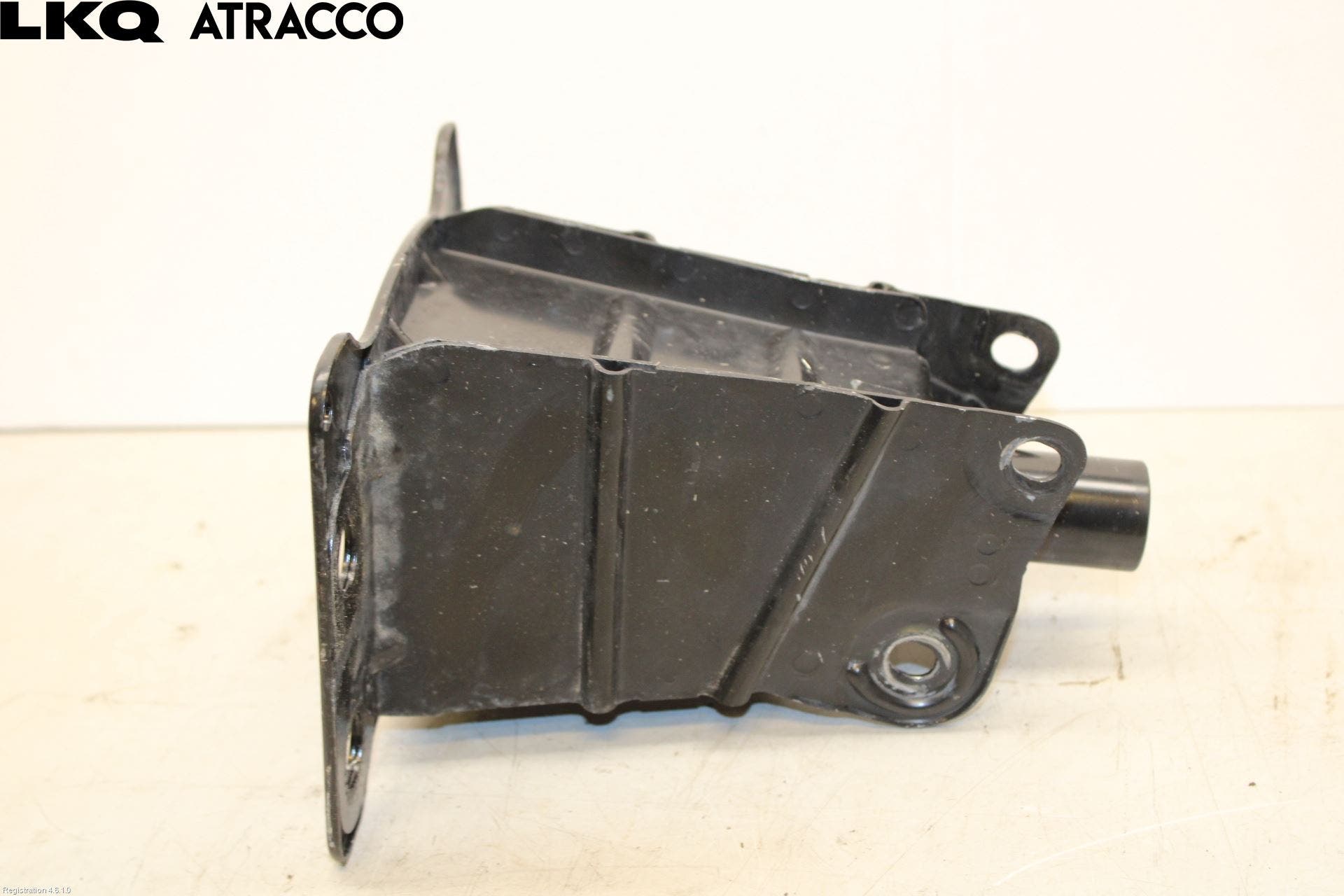 Audi A3/S3 05-13 Støtfanger Foran Feste