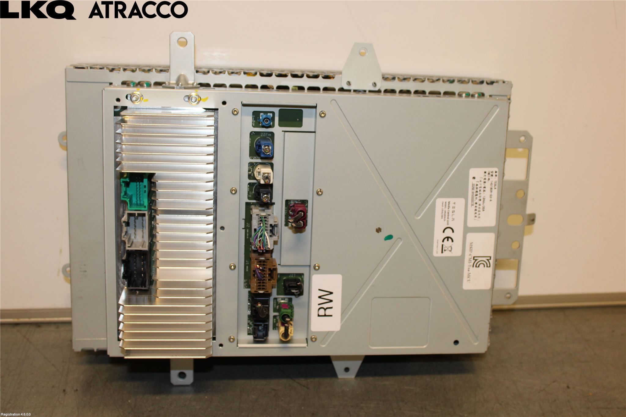 Tesla MODEL X 16- Multifunktionsdisplay