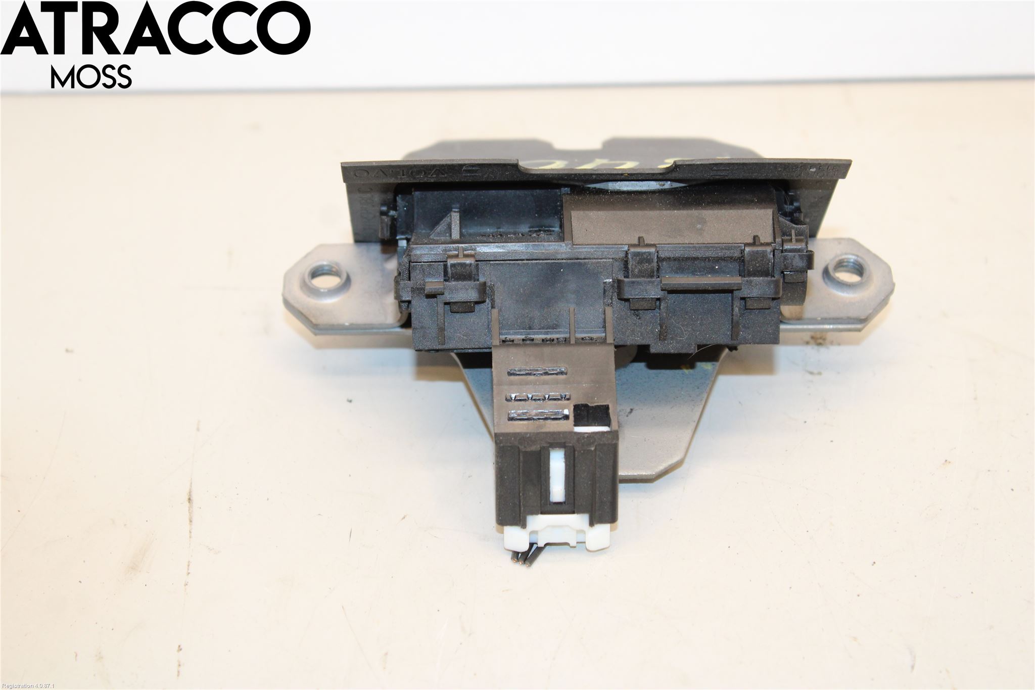 Volvo V40 12-19 Bakluke-Lokk Låsekasse