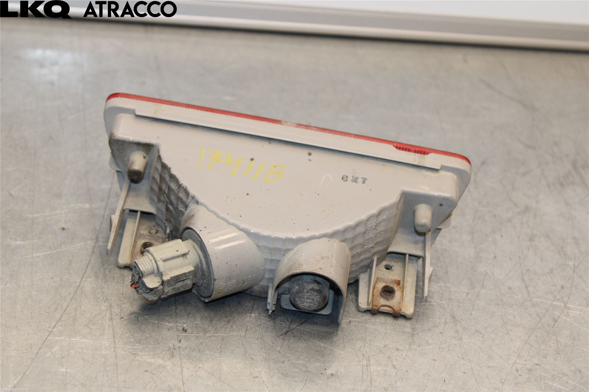 Nissan X-TRAIL 08-14 Refleks Bak