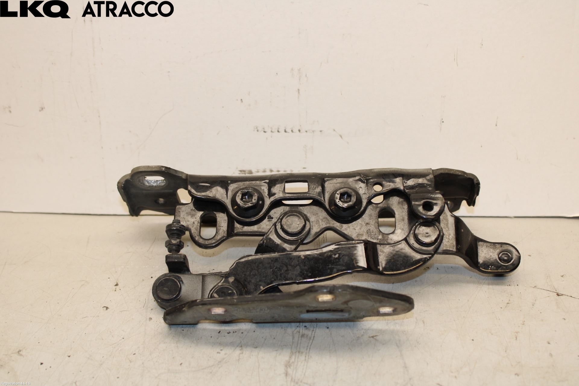 Mercedes-Benz MB C-KLASS (W204) 07-15 Panser Hengsel - Hengsler