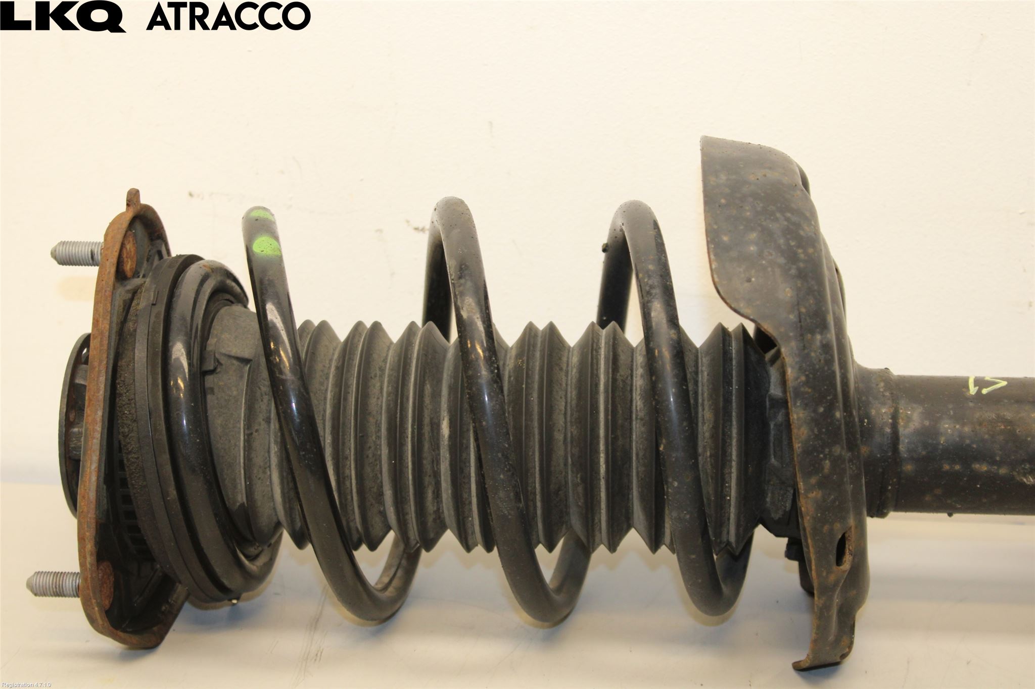 Toyota C-HR 16-23 Fjærbein Foran Høyre