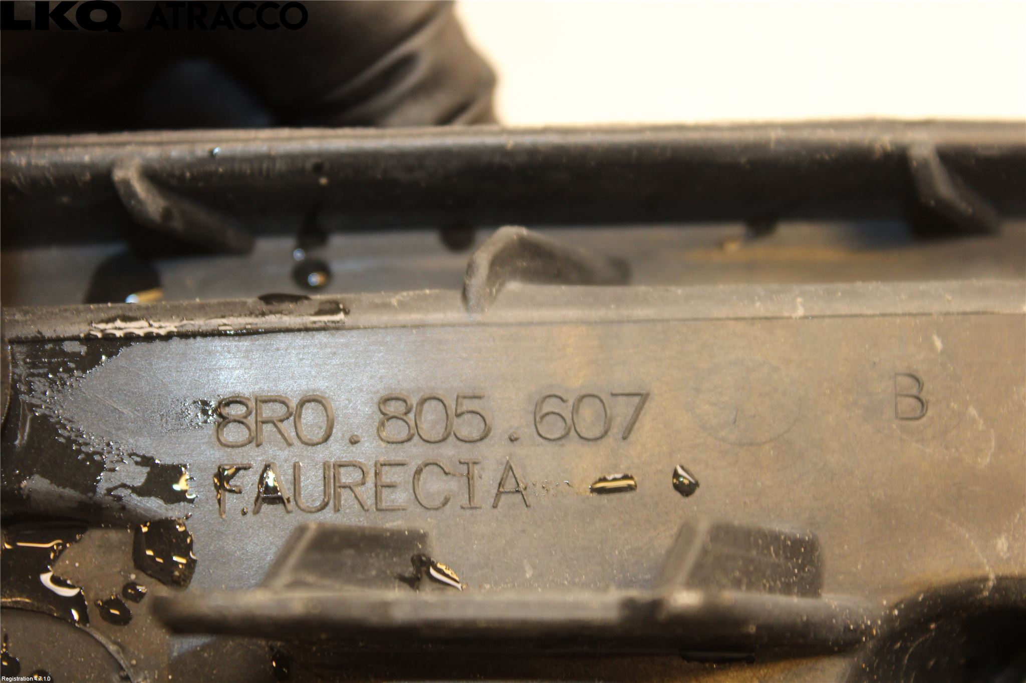 Audi Q5 09-16 Frontlykt Holder-Feste