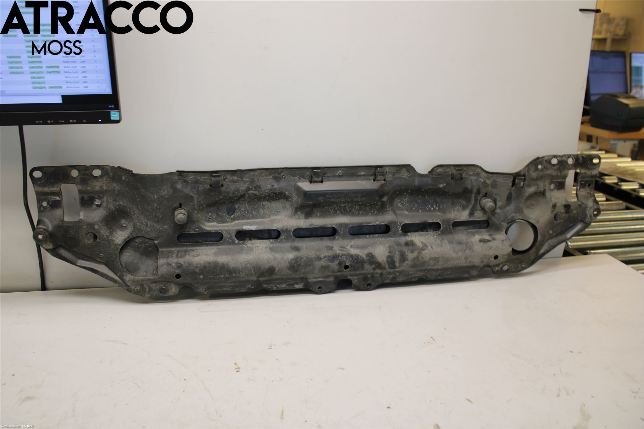 BMW 5 E60/61 Sed/Tou 02-10 Panserlåsplate-Bjelke