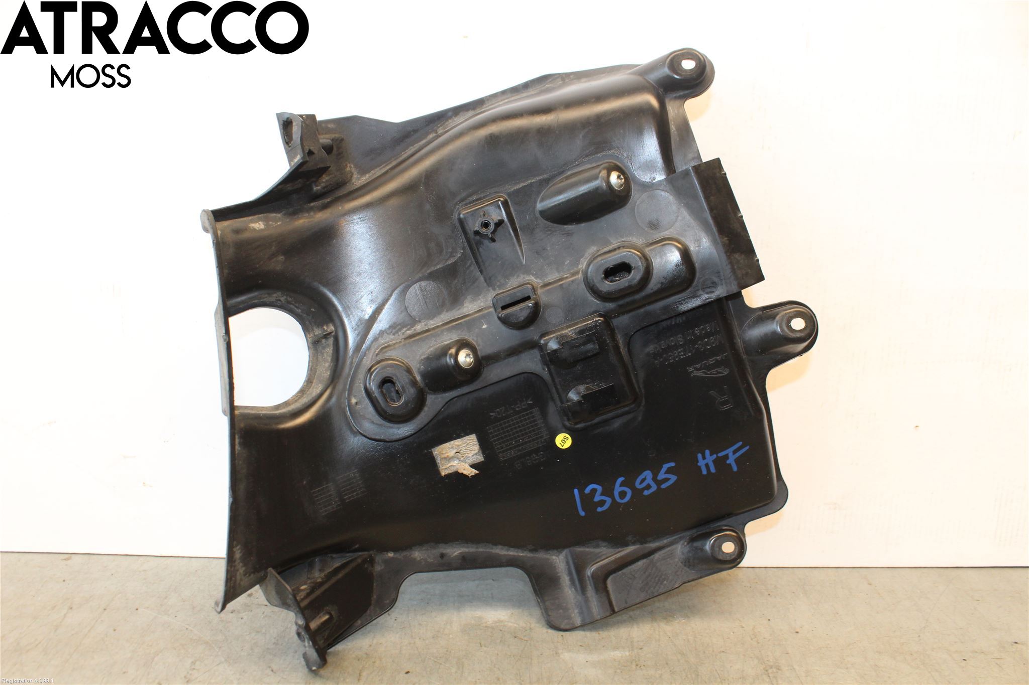 Jaguar I-PACE 18- Støtfanger Foran Horn Høyre