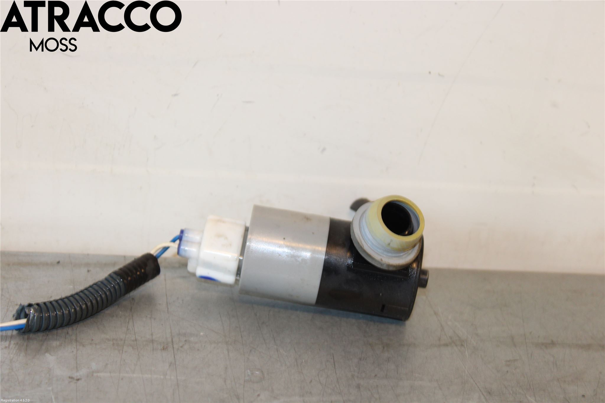 Toyota COROLLA 08-12 Spylerpumpe Frontrute