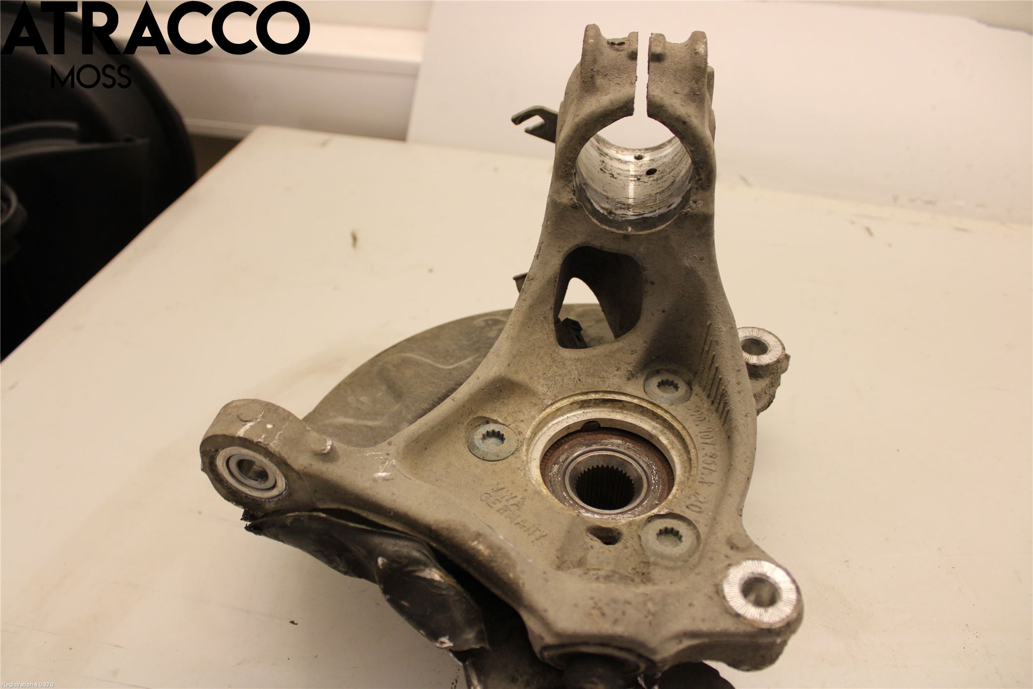 Volkswagen VW PASSAT 15-19 Spindel Vf