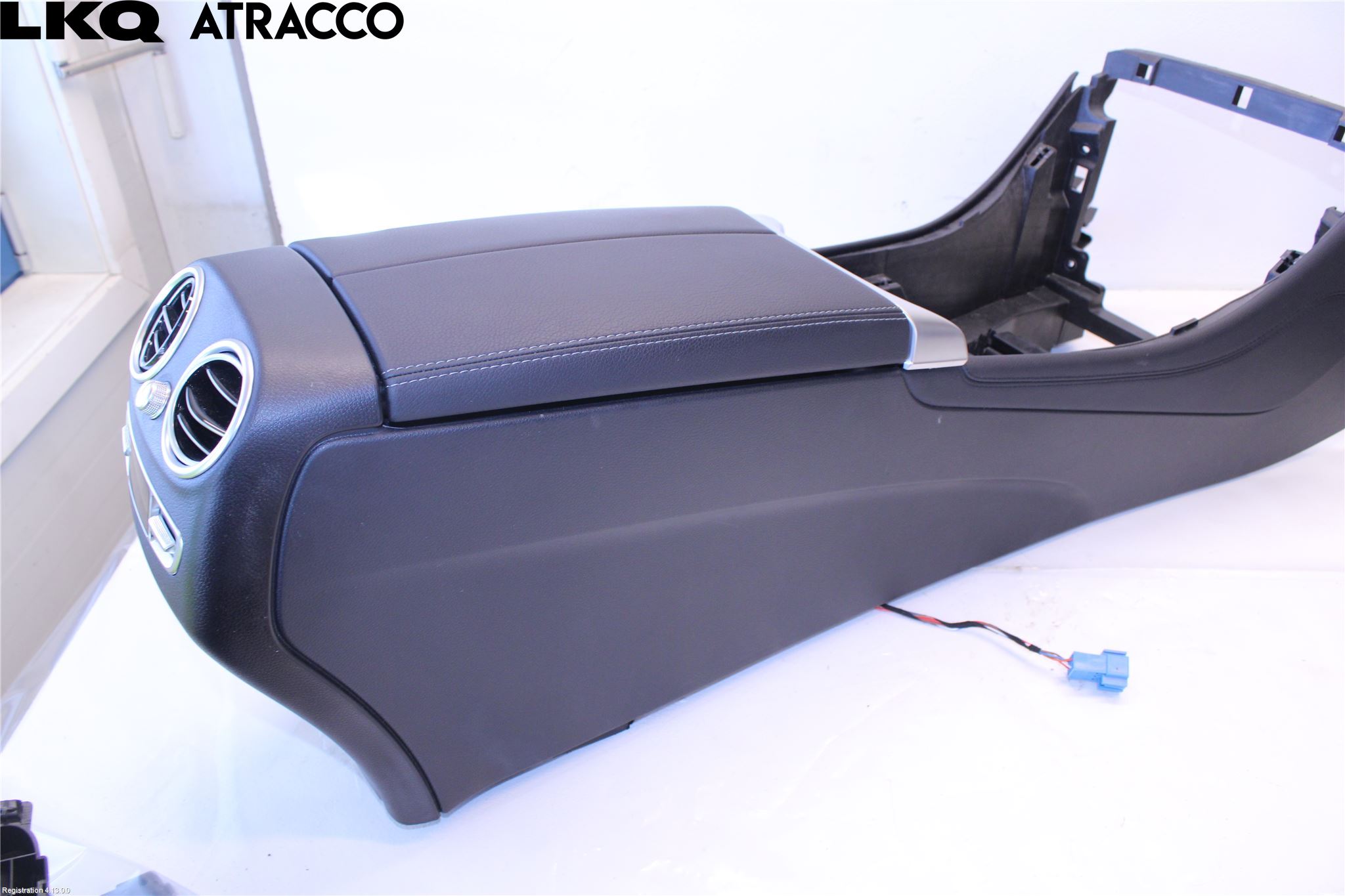 Mercedes-Benz MB EQC (N293) 20- Innr Armlene