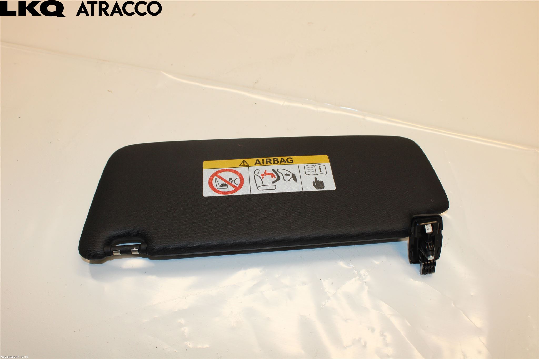 Mercedes-Benz MB C-KLASS (W206) 21- Innr Solskjerm