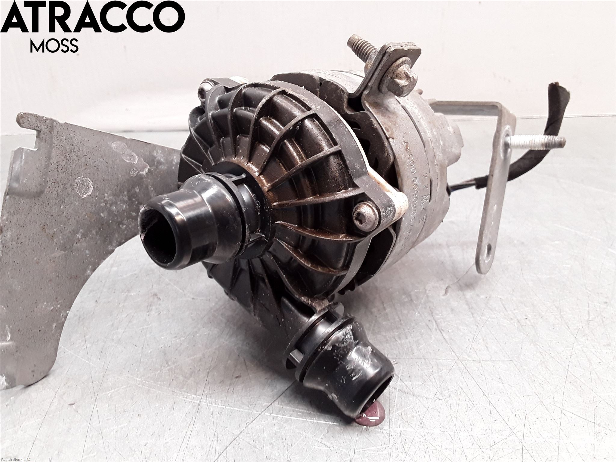 Mercedes-Benz MB EQV (447) 21- Vannpumpe