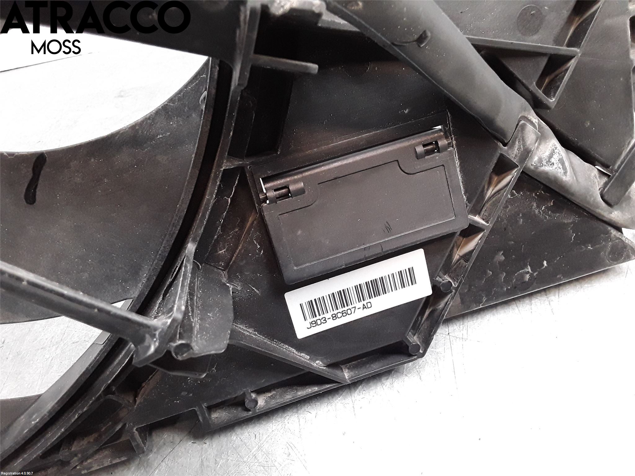 Jaguar I-PACE 18- Kjølevifte Elektrisk