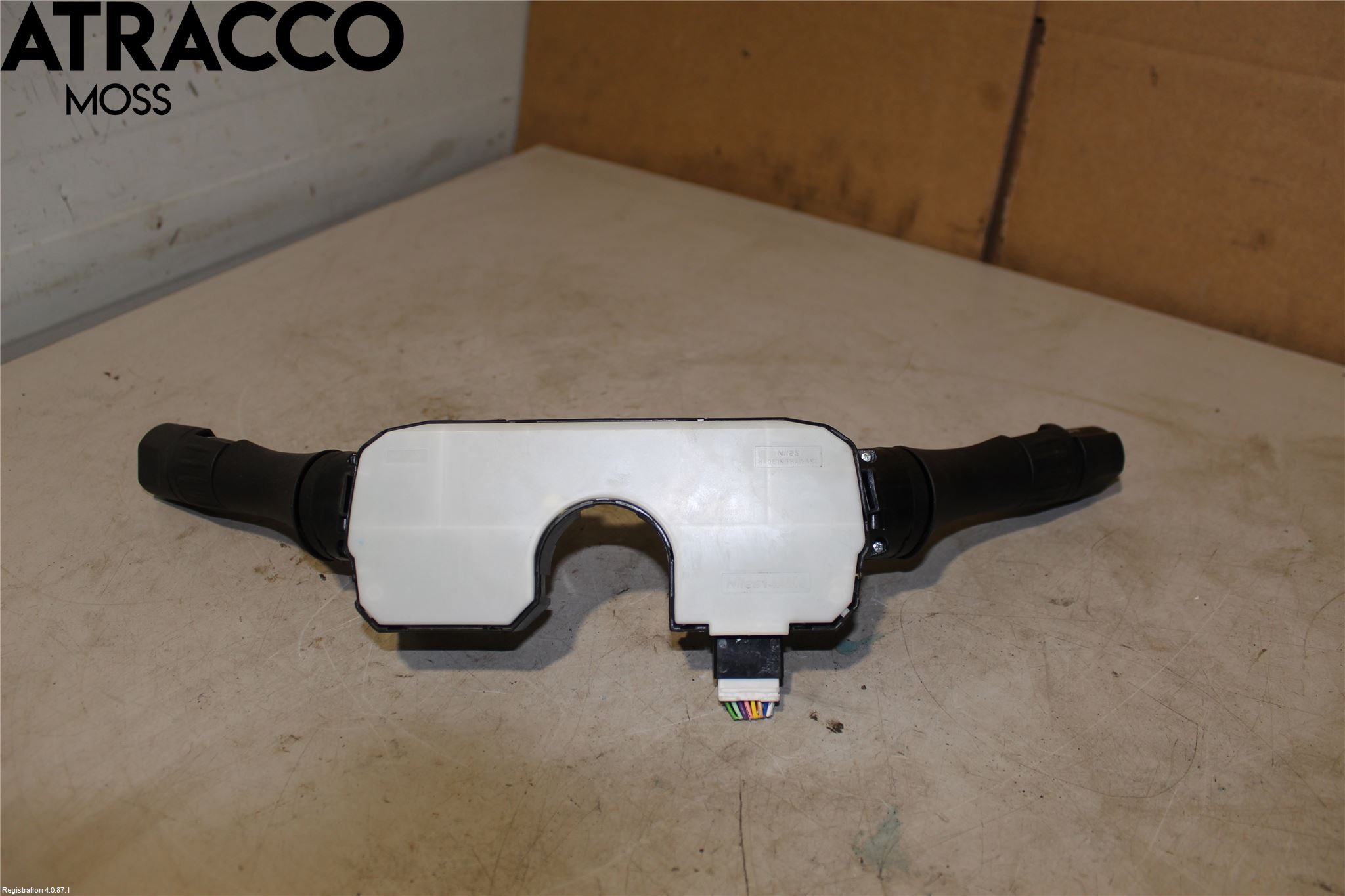 Nissan LEAF 18- Bryter Ratt Kombi H Og V