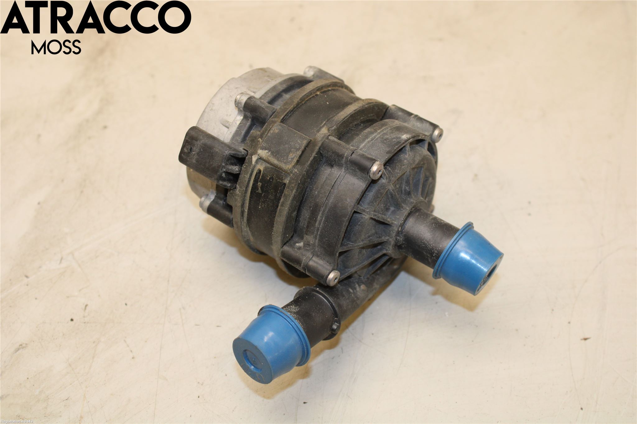 Volvo XC40/RECHARGE 18- Vannpumpe