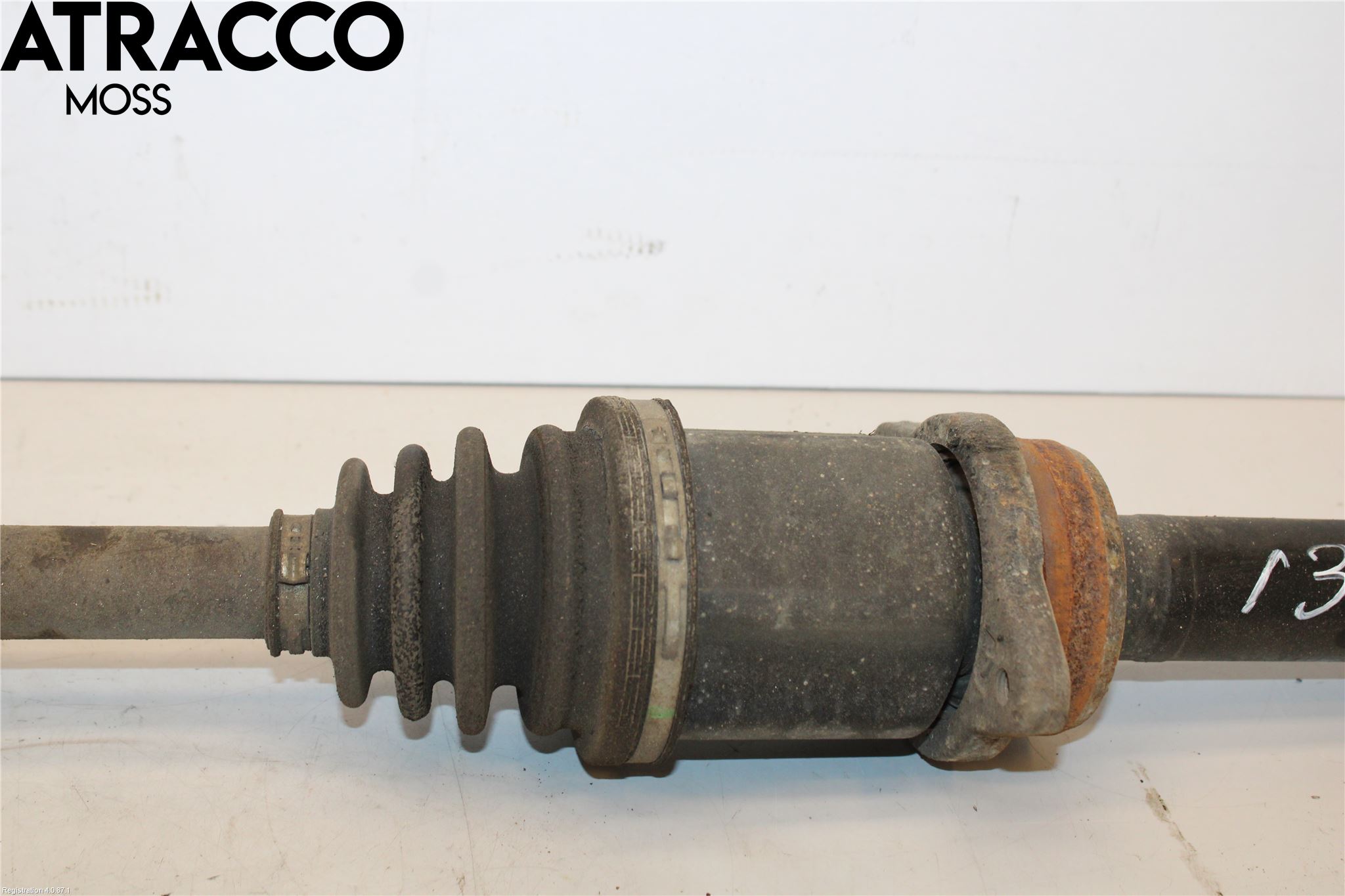 Toyota AVENSIS 09-15 Drivaksel Foran Kompl Høyre