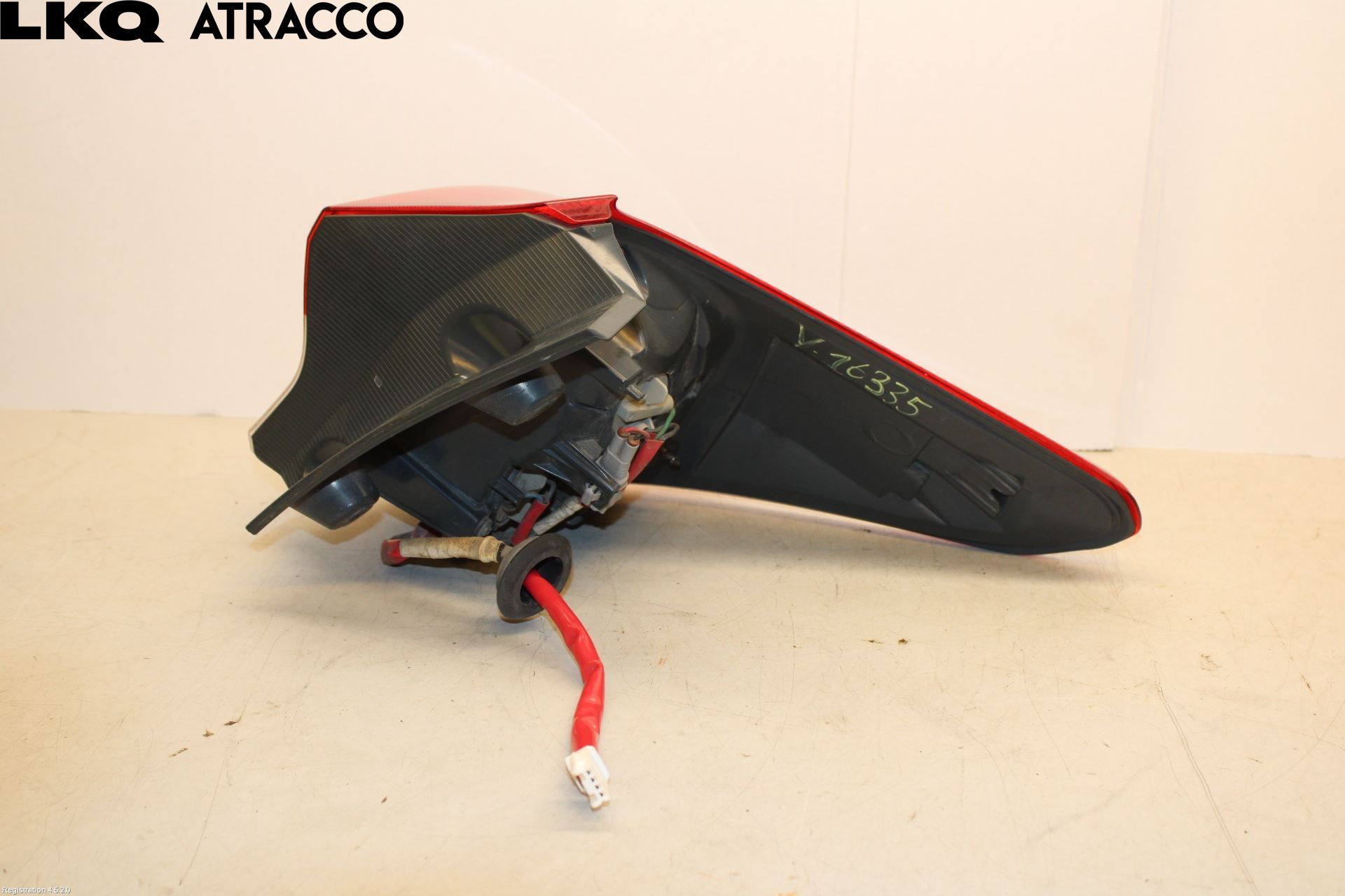 Toyota AURIS 13-19 Baklykt Venstre