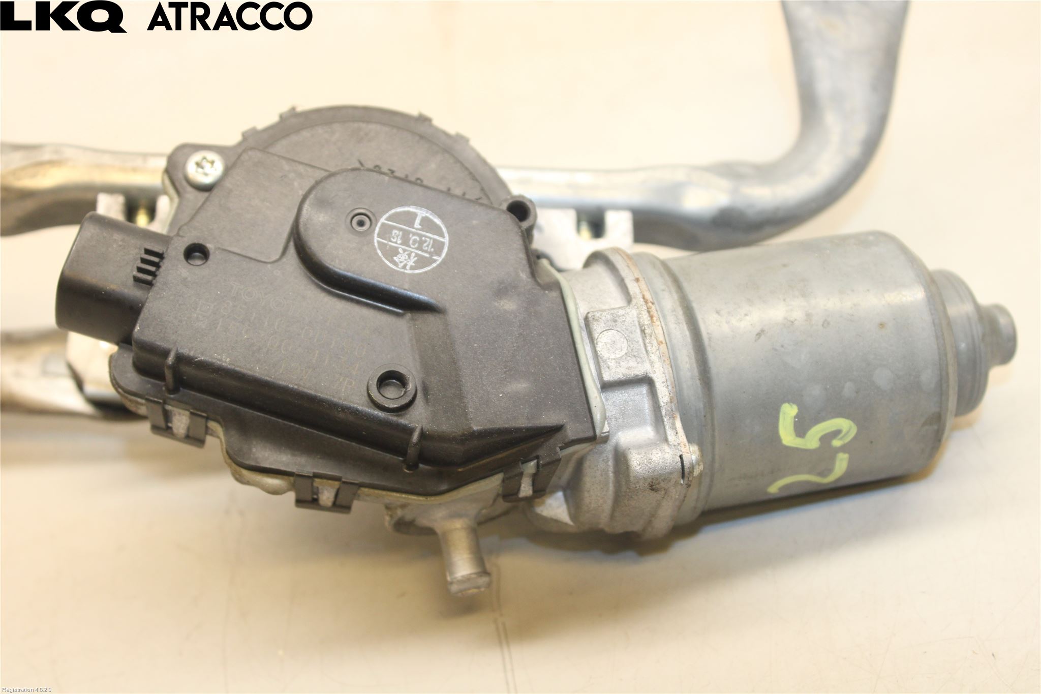 Toyota YARIS XP130 12-14 Viskermotor Frontrute