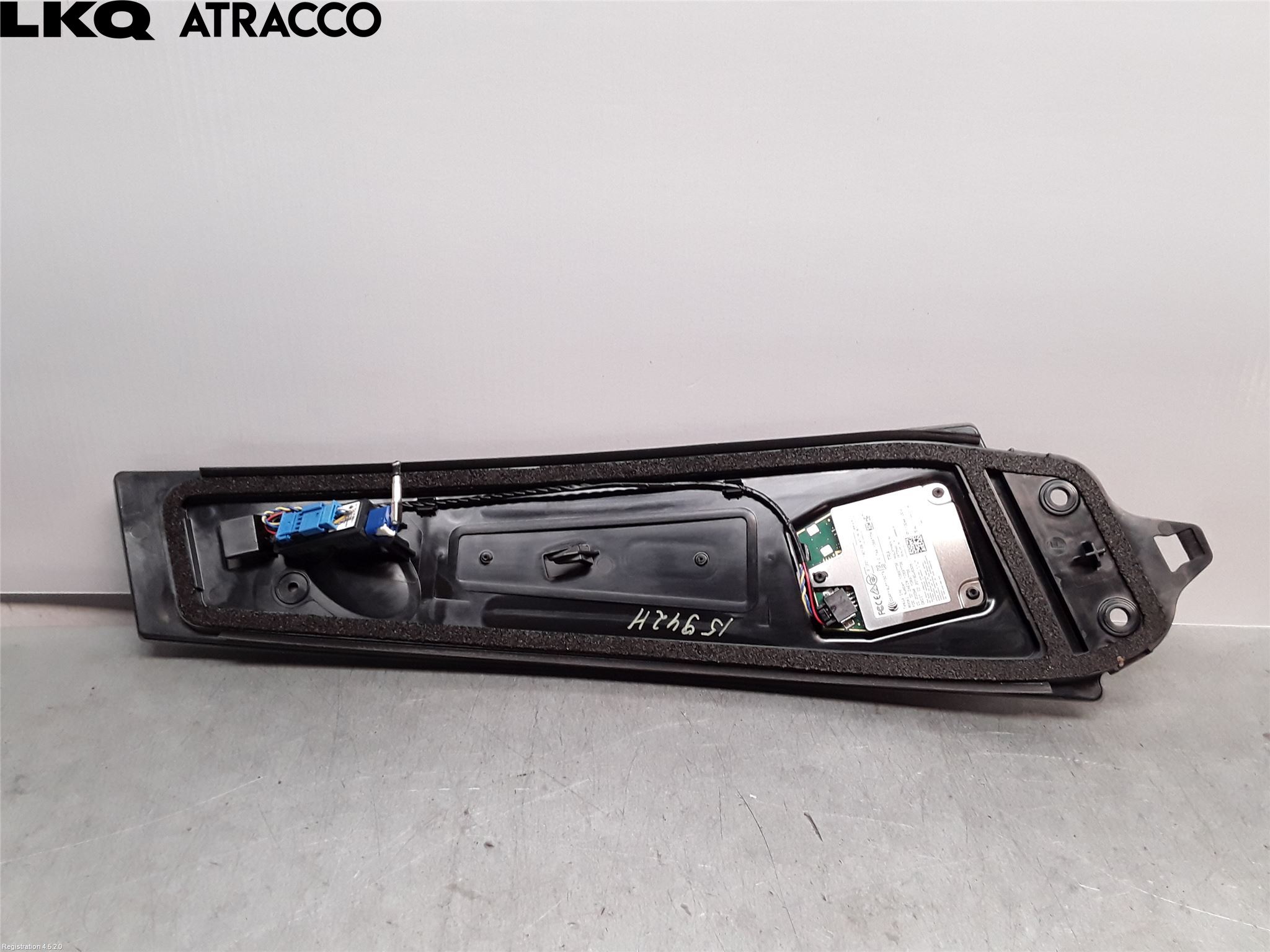 Tesla MODEL 3 17- Parkeringshjelp Kamera