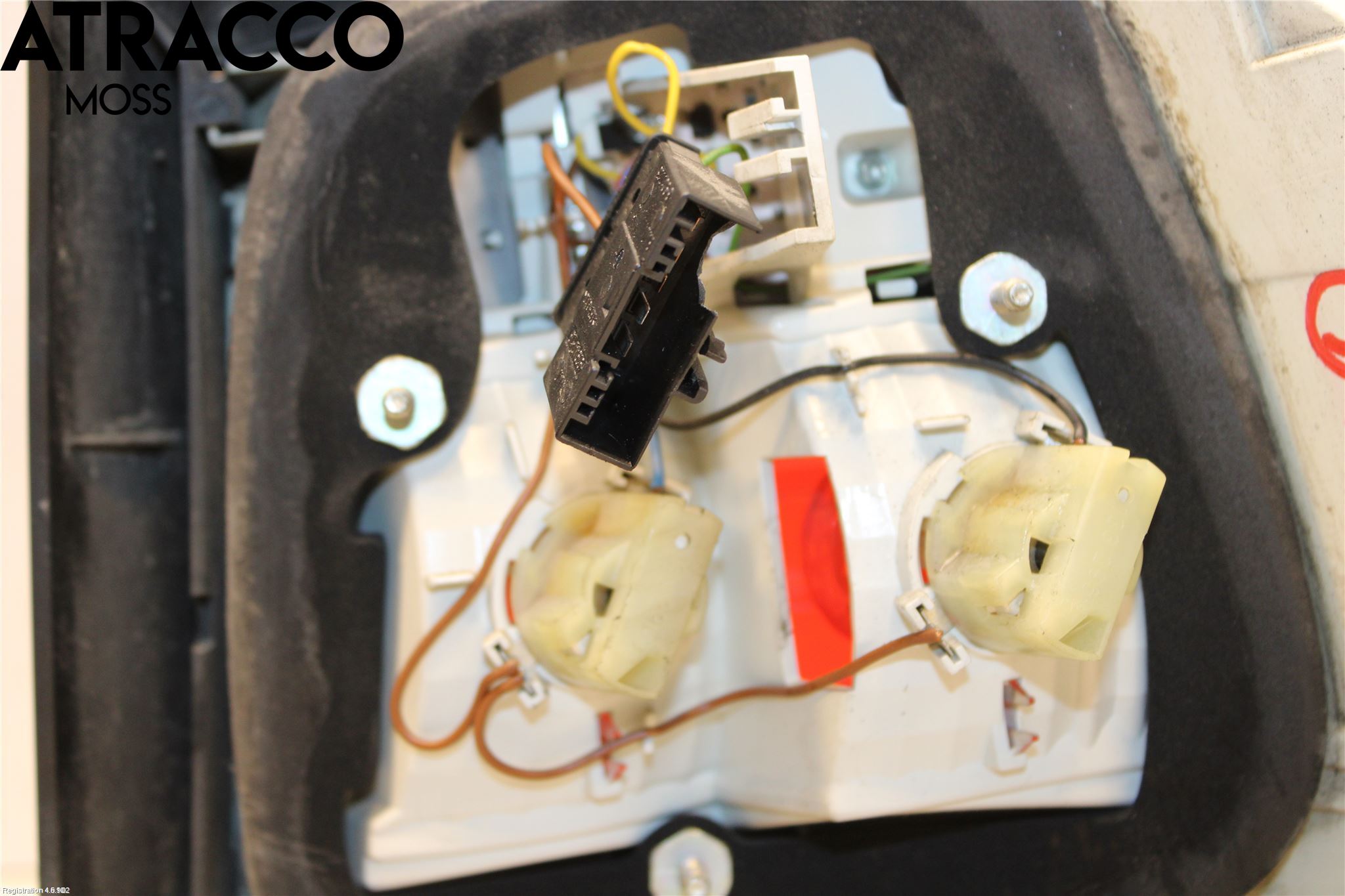 BMW 5 E60/61 Sed/Tou 02-10 Baklykt Venstre