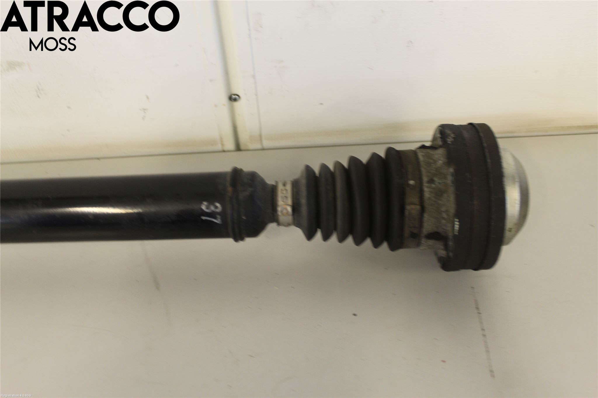 Volkswagen VW GOLF VI 09-13 Drivaksel Foran Kompl Høyre