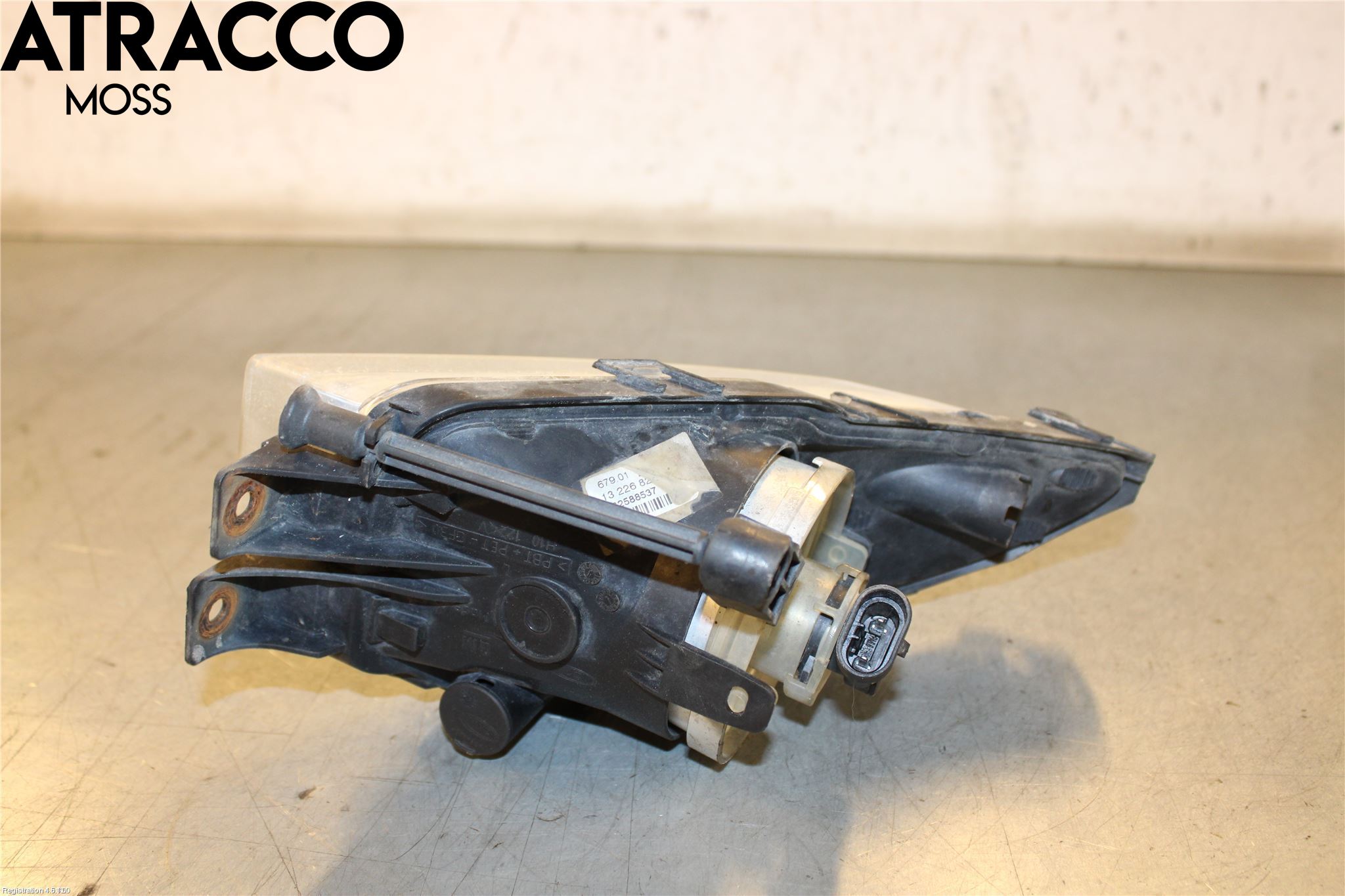 Opel INSIGNIA 09-16 Frontlykt-Kurve-Tåkelys