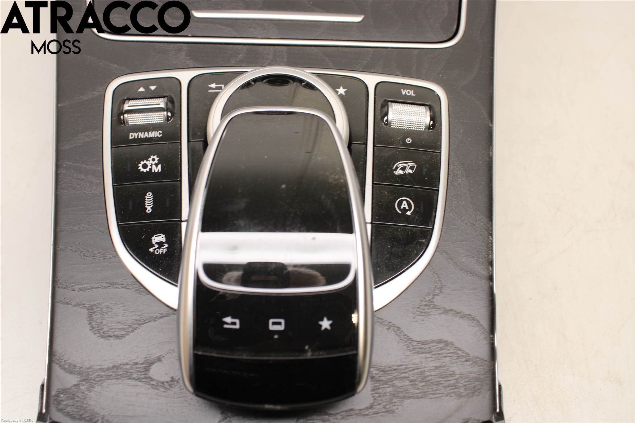 Mercedes-Benz MB C-KLASS (W205) 14-21 Stereo Radio Med Cd