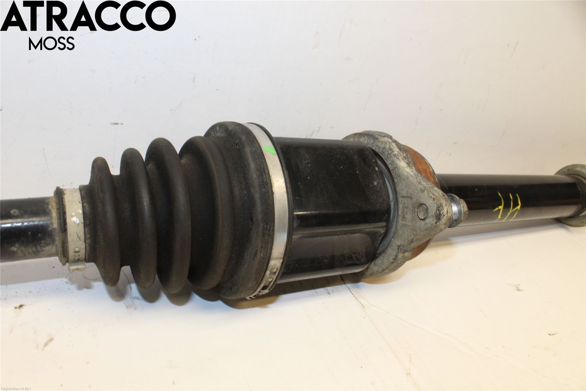 Toyota AVENSIS 09-15 Drivaksel Foran Kompl Høyre