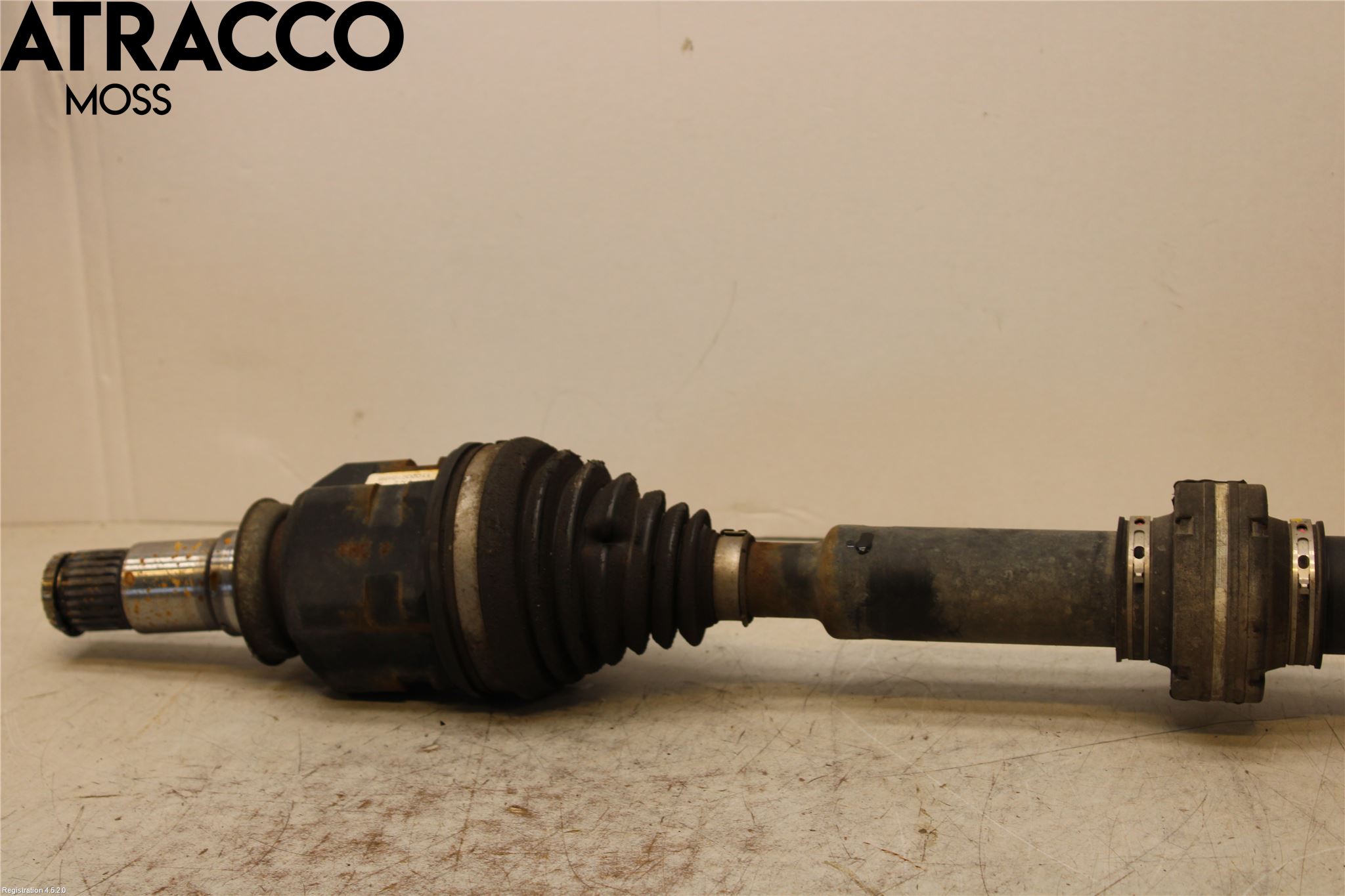 Toyota PRIUS ZVW30 09-20 Drivaksel Foran Kompl Høyre