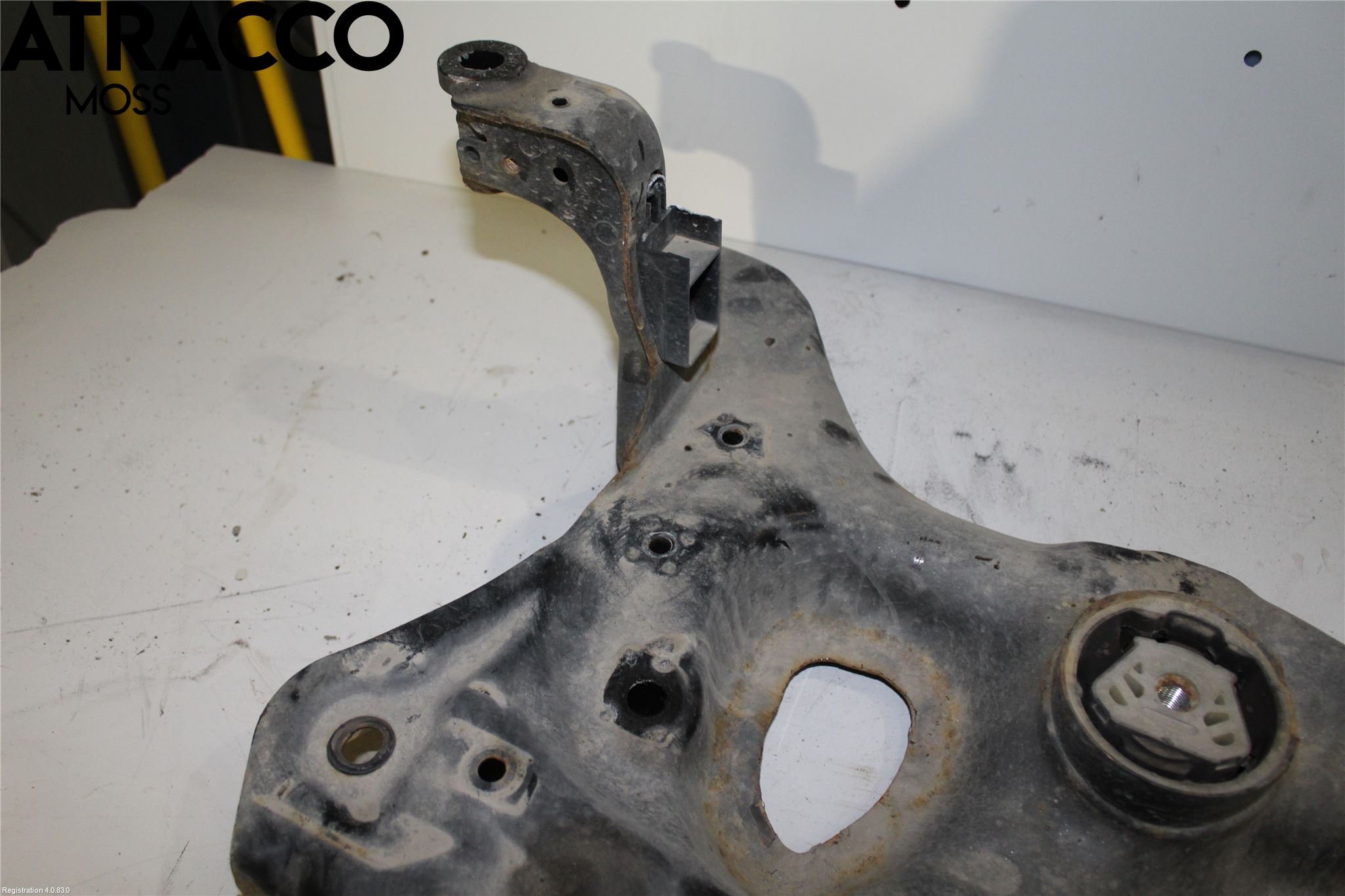 Volkswagen VW GOLF / E-GOLF VII 13-20 Forstillingsbjelke(Tvergående)