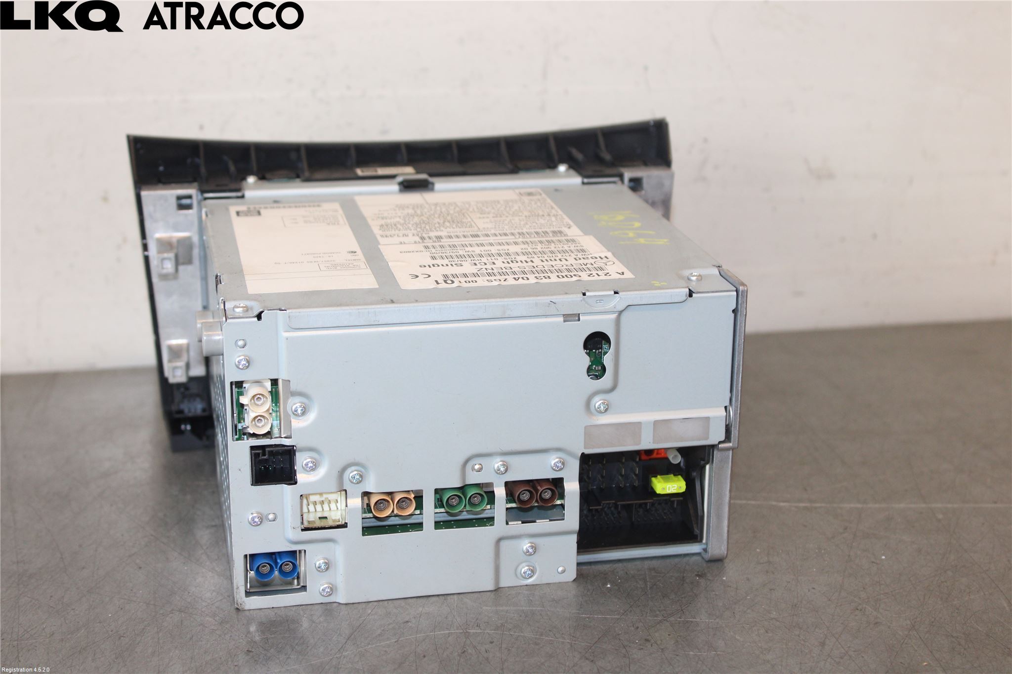 Mercedes-Benz MB E-KLASS (W212) 09-16 Stereo Radio Med Cd