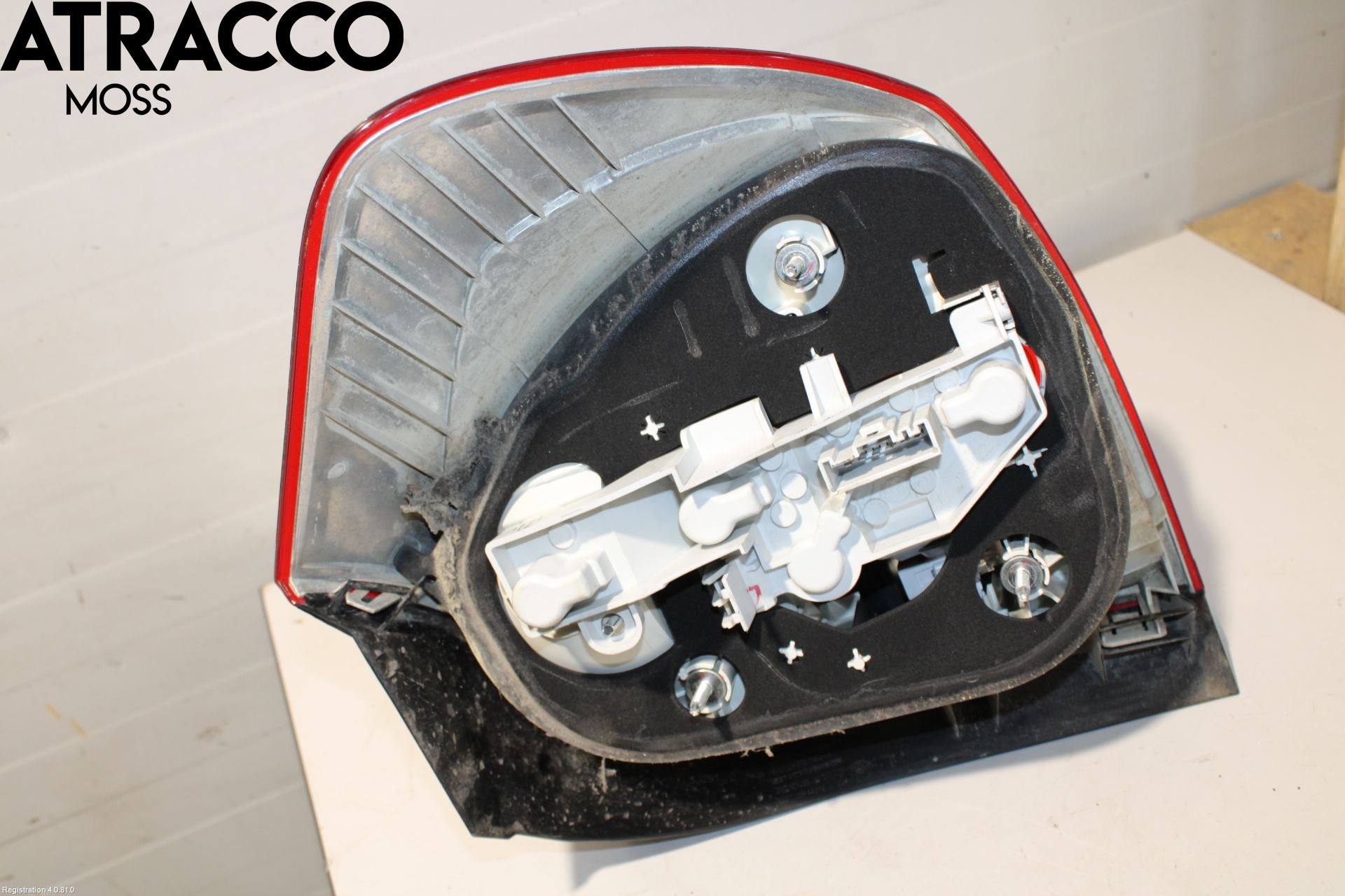 BMW 1 E87/81 5D/3D 03-11 Baklykt Venstre