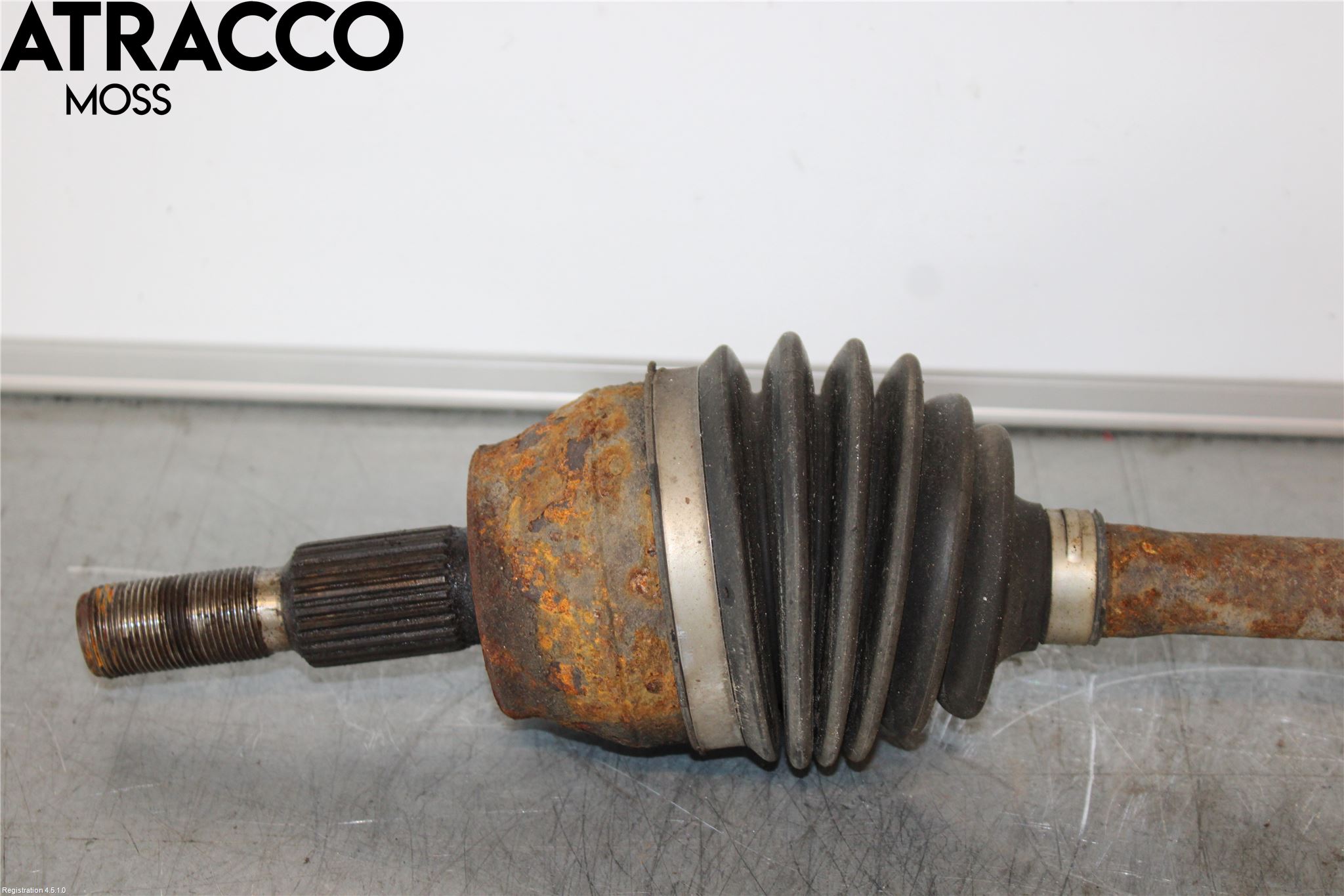 Ford FOCUS 15-18 Drivaksel Foran Kompl Venstre