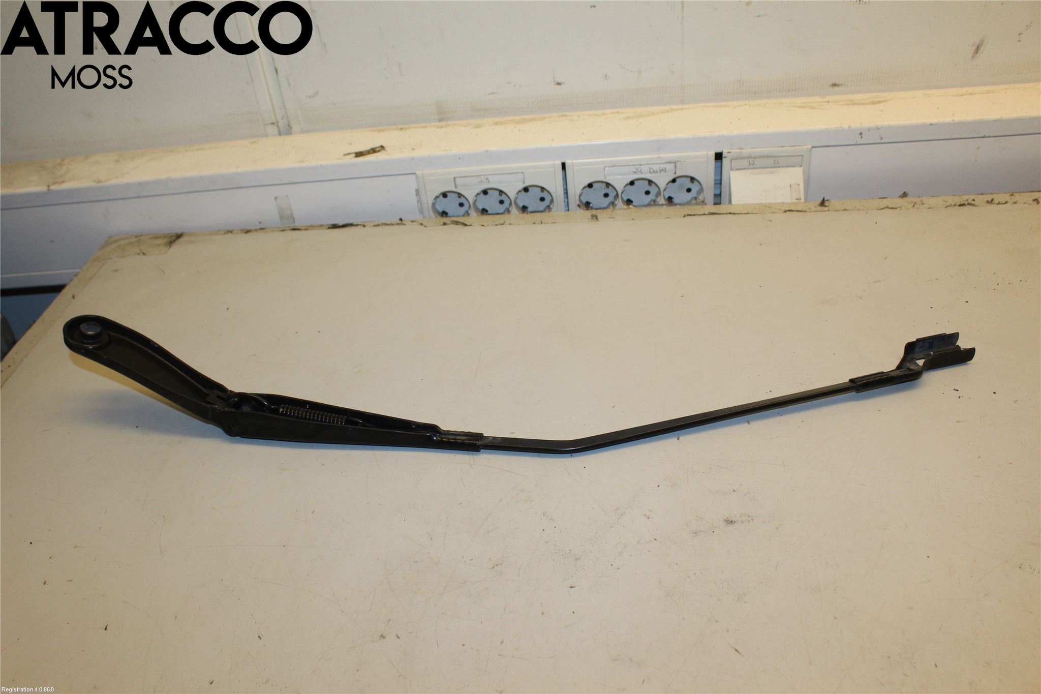 Volvo V60 11-13 Viskerarm-Armer Frontrute