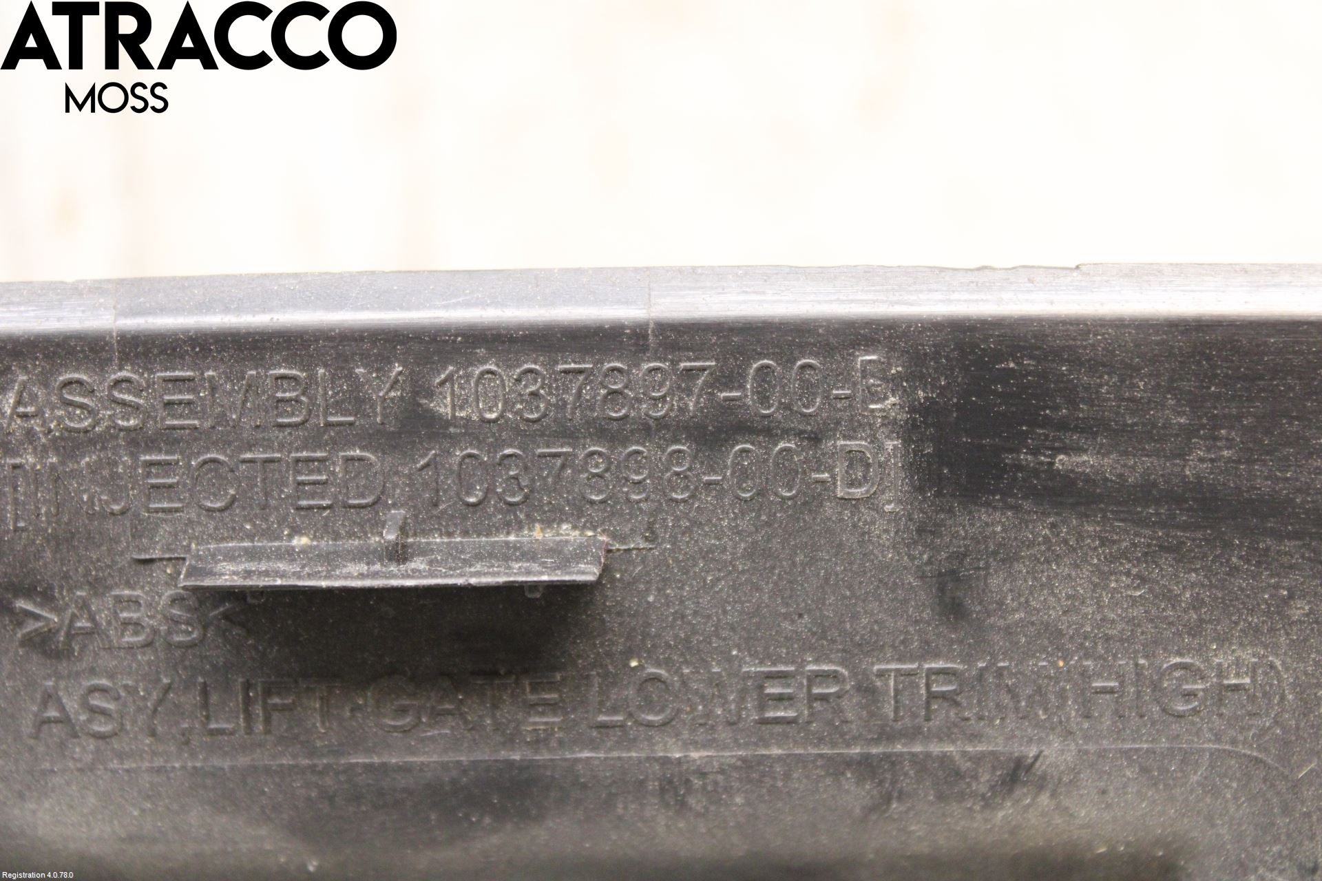 Tesla MODEL X 16- Innr Bagasjeromkledsel