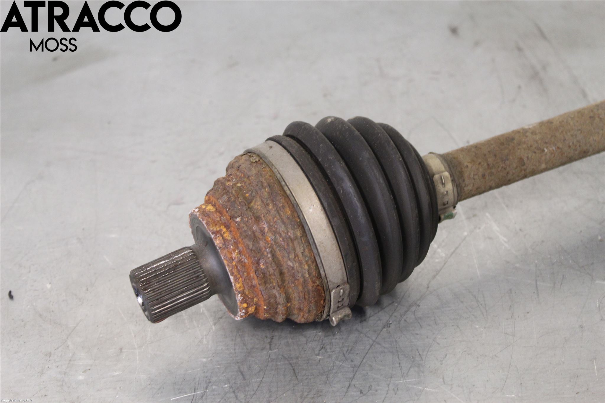 Volkswagen VW GOLF VI 09-13 Drivaksel Foran Kompl Venstre